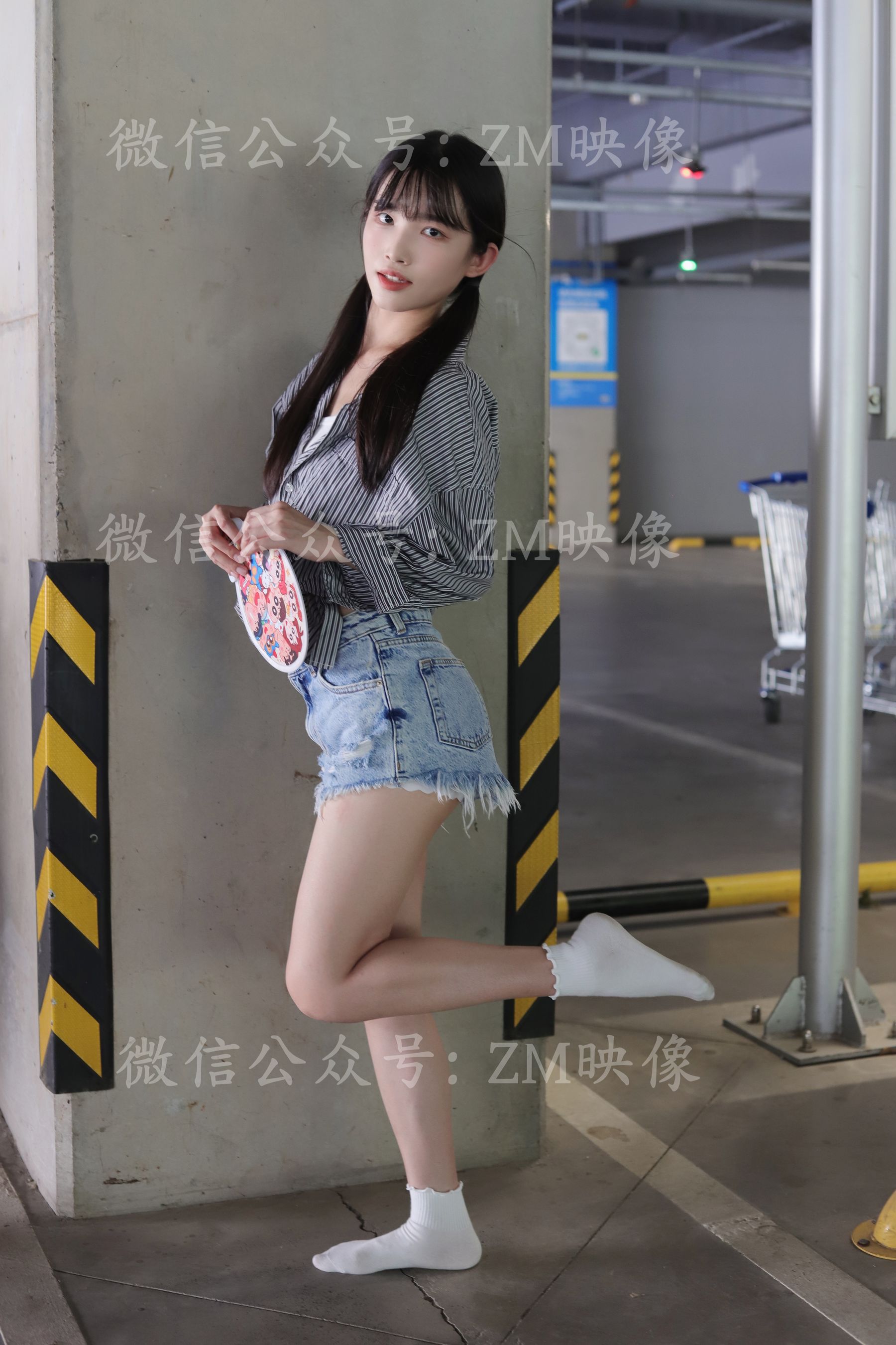 [织梦映像] 爱在深秋-轻罗小扇扑流萤/(305P)