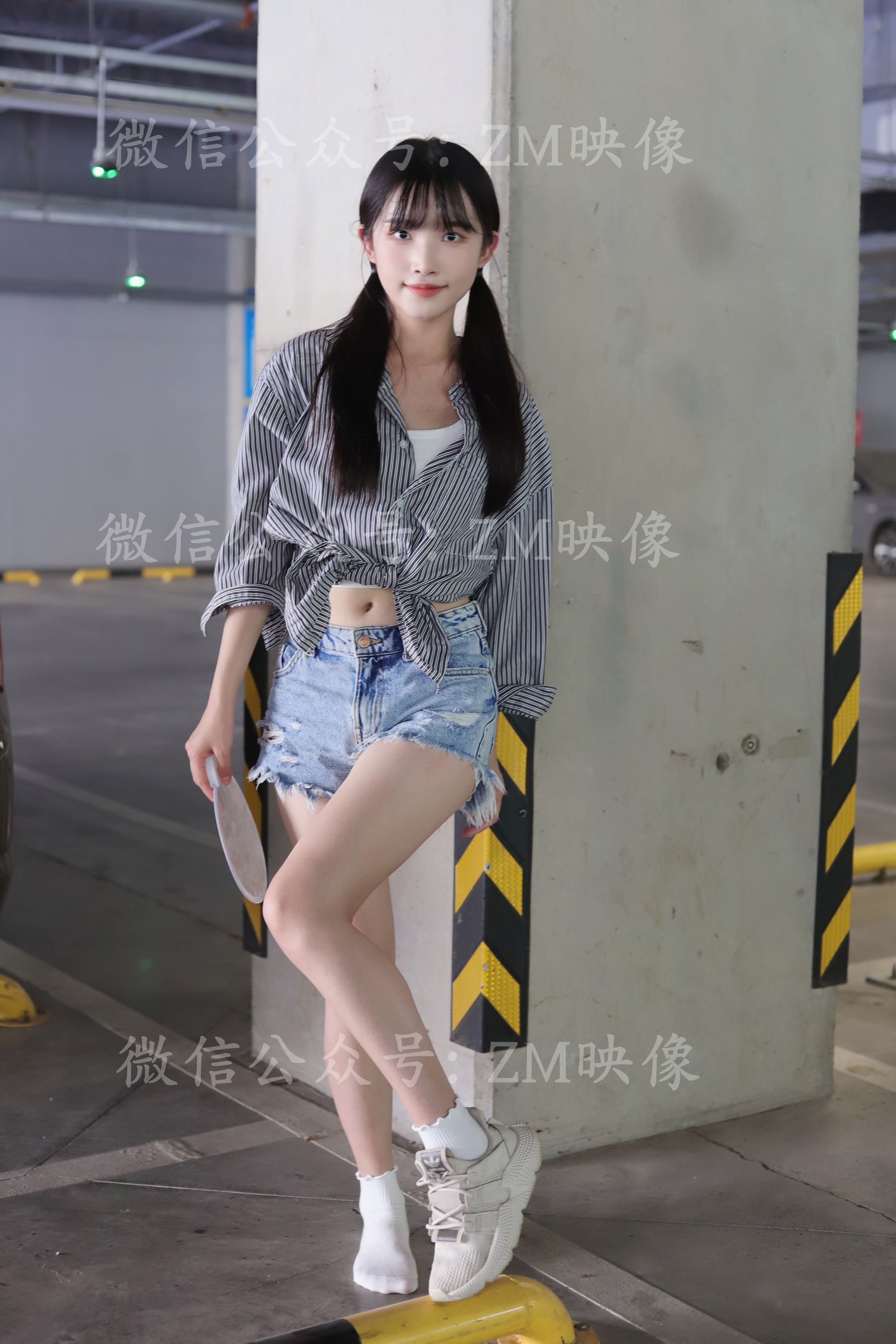 [织梦映像] 爱在深秋-轻罗小扇扑流萤/(305P)