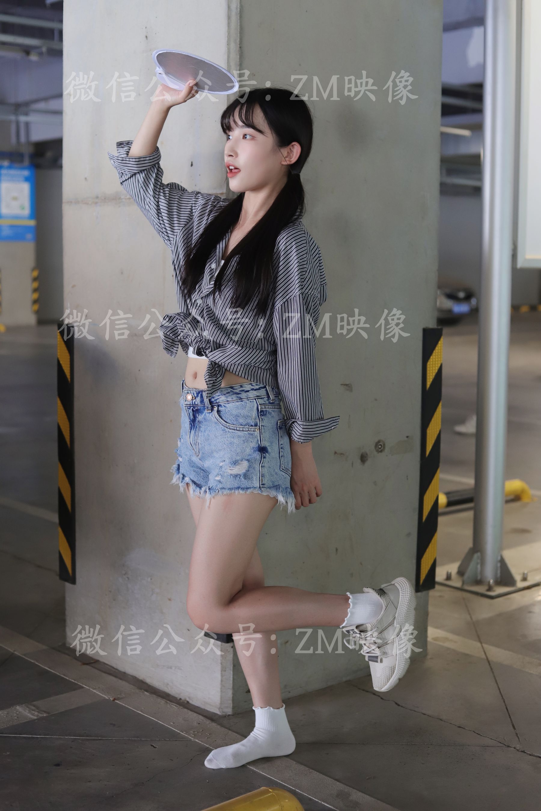 [织梦映像] 爱在深秋-轻罗小扇扑流萤/(305P)