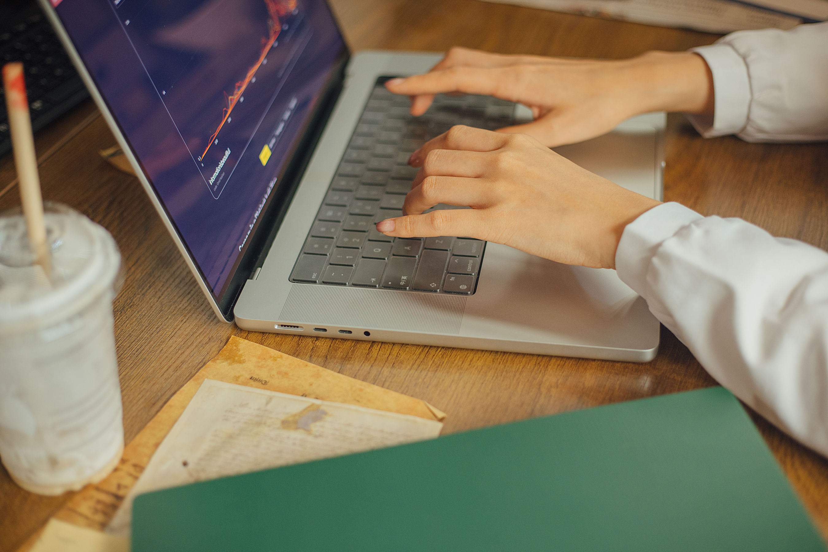 动漫博主如月灰 - 赤木律子/(32P)