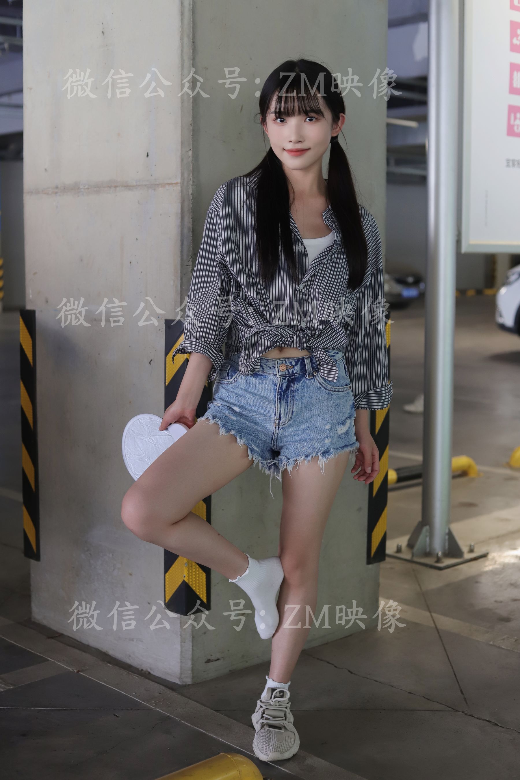 [织梦映像] 爱在深秋-轻罗小扇扑流萤/(305P)