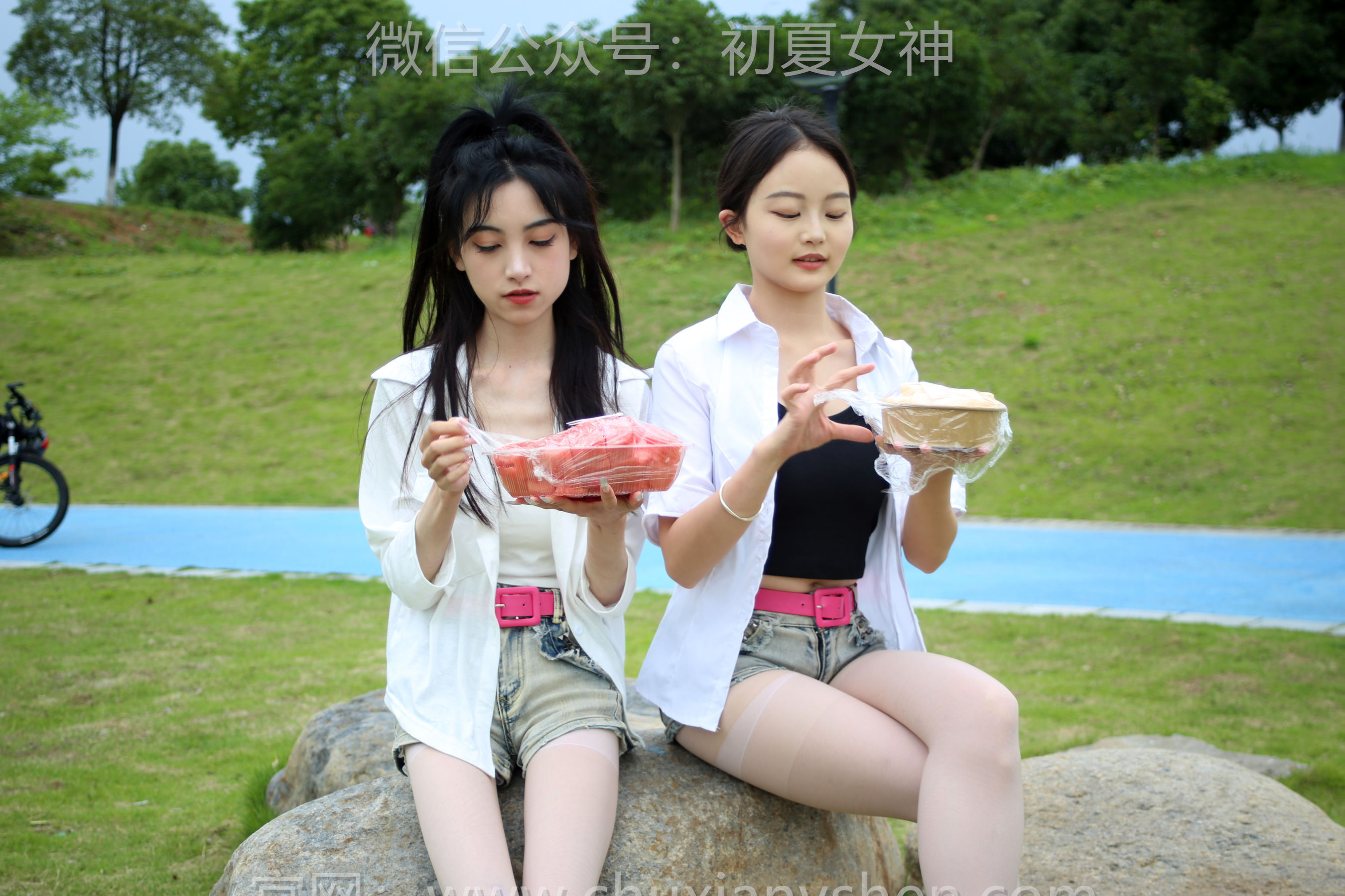 初夏女神 No.252 柒柒&双双 光彩照人/(130P)