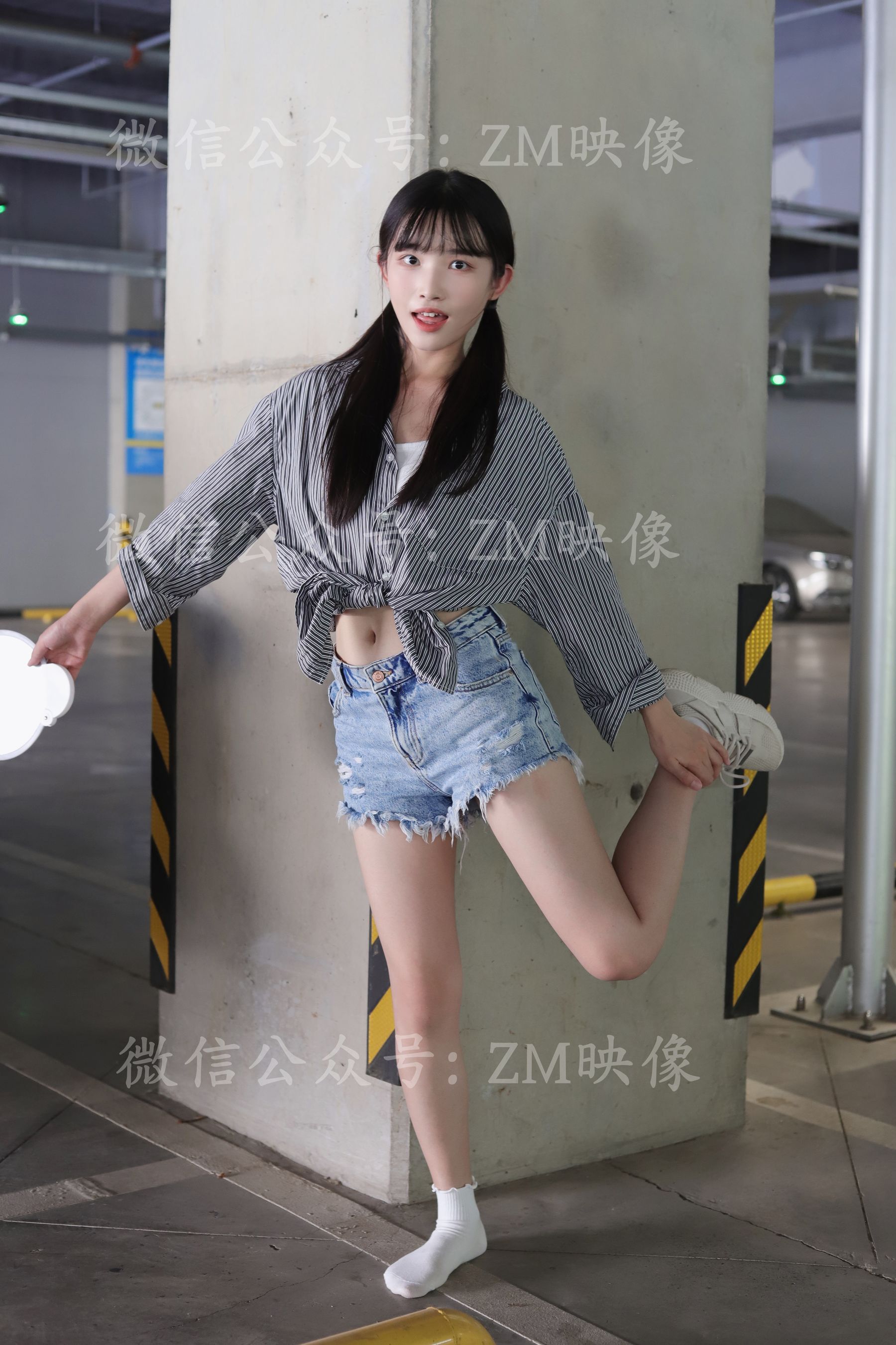 [织梦映像] 爱在深秋-轻罗小扇扑流萤/(305P)