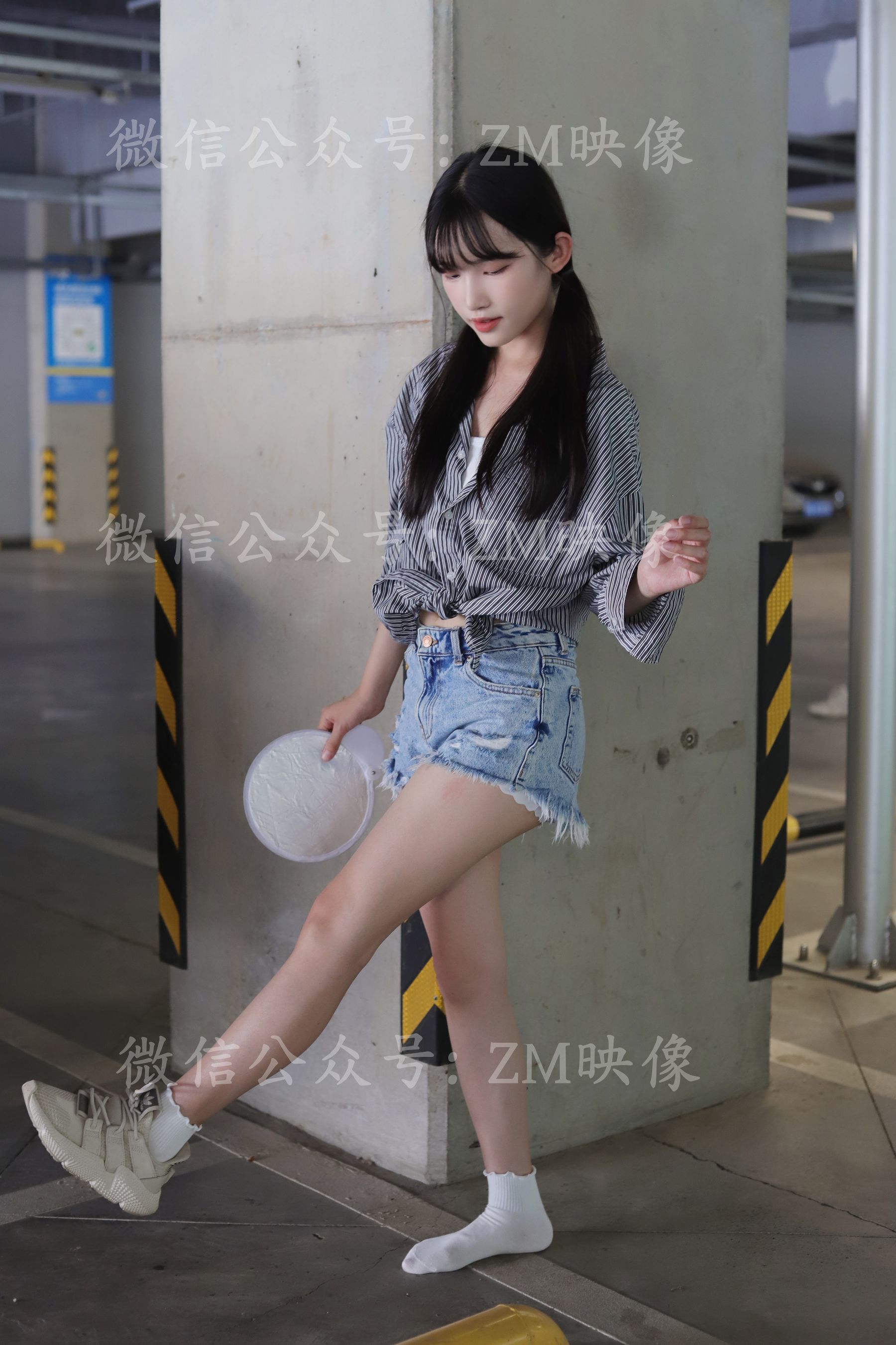 [织梦映像] 爱在深秋-轻罗小扇扑流萤/(305P)