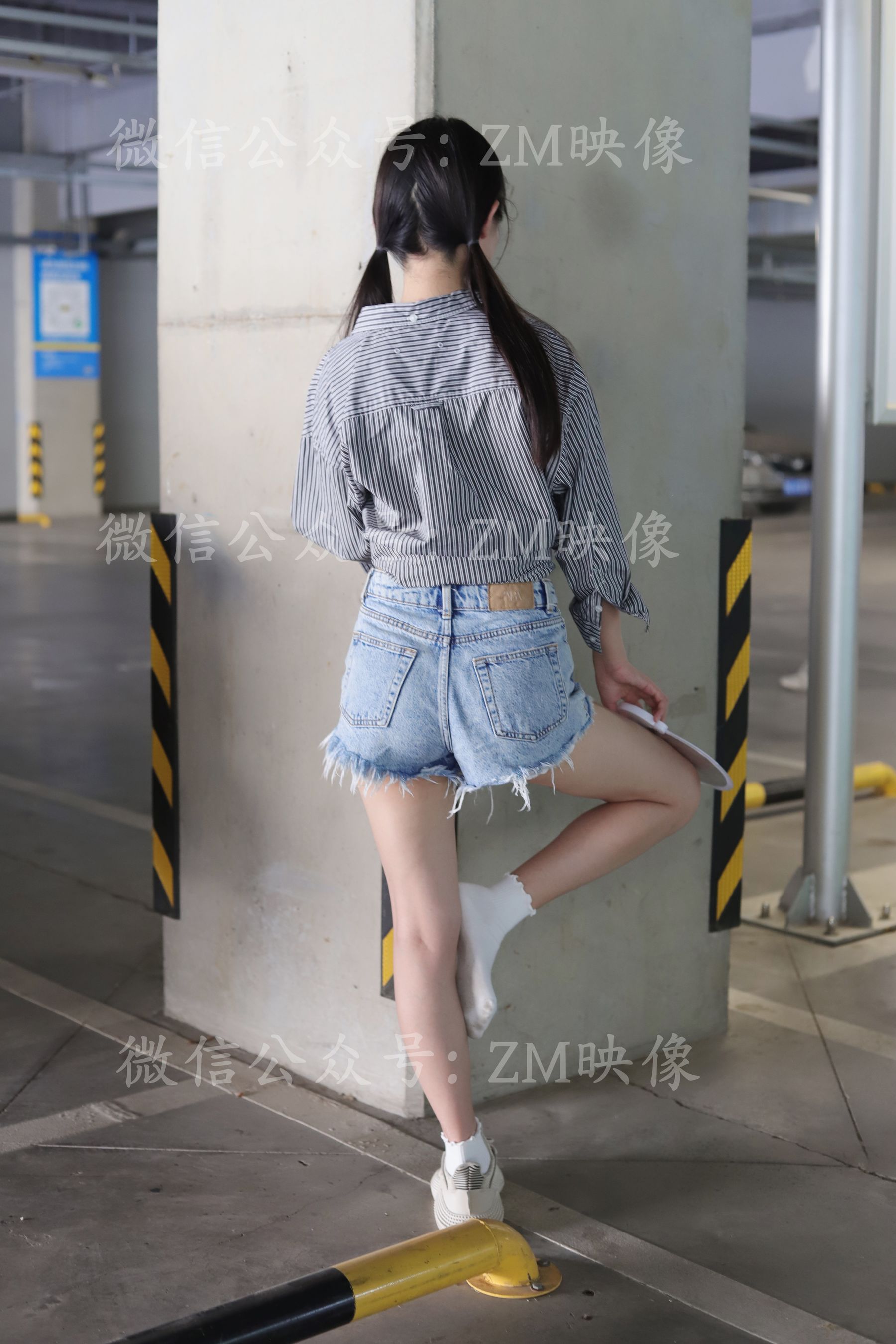 [织梦映像] 爱在深秋-轻罗小扇扑流萤/(305P)