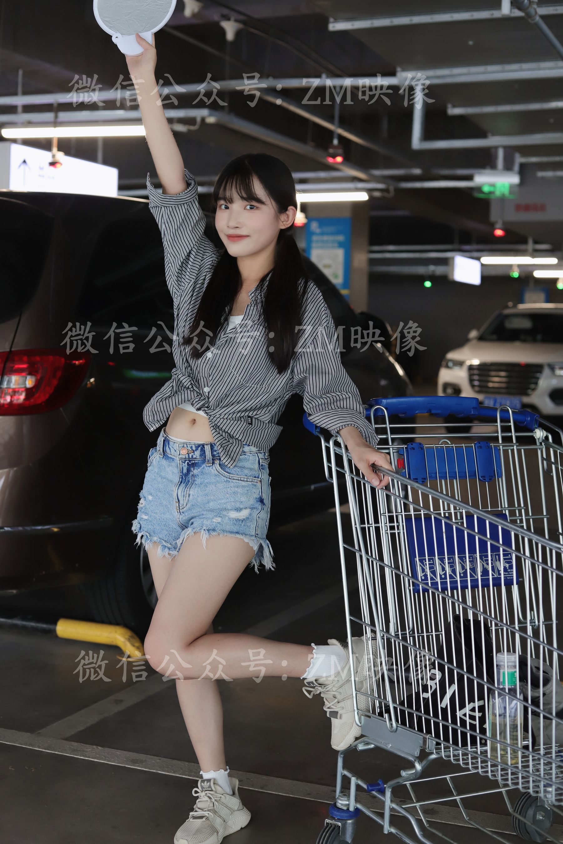 [织梦映像] 爱在深秋-轻罗小扇扑流萤/(305P)