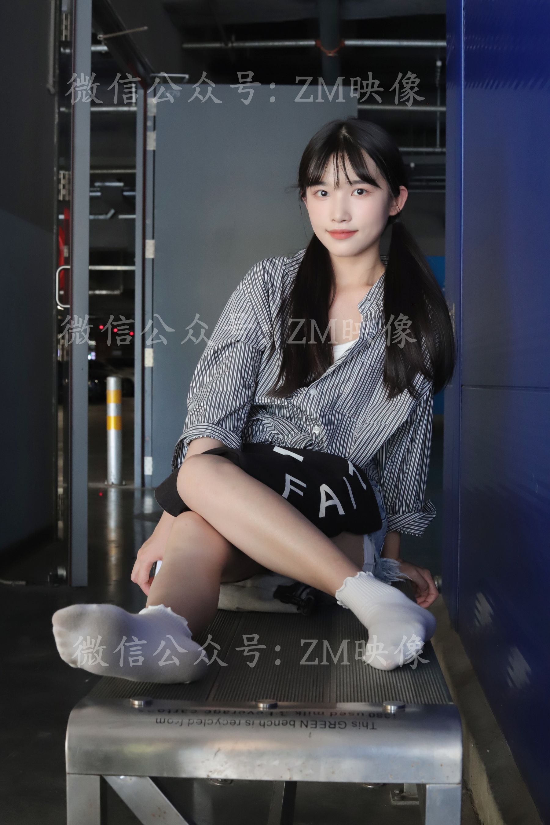 [织梦映像] 爱在深秋-轻罗小扇扑流萤/(305P)