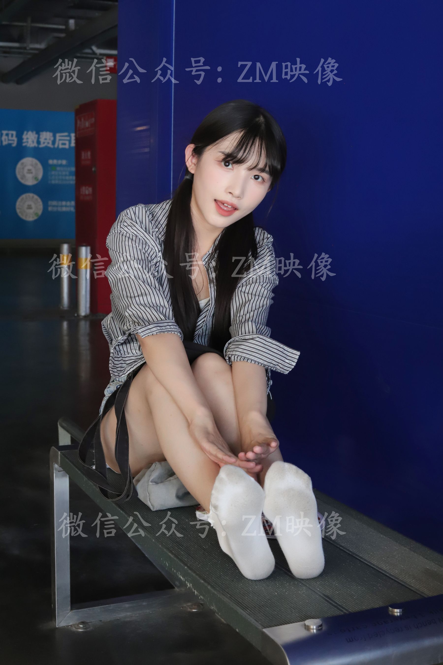 [织梦映像] 爱在深秋-轻罗小扇扑流萤/(305P)