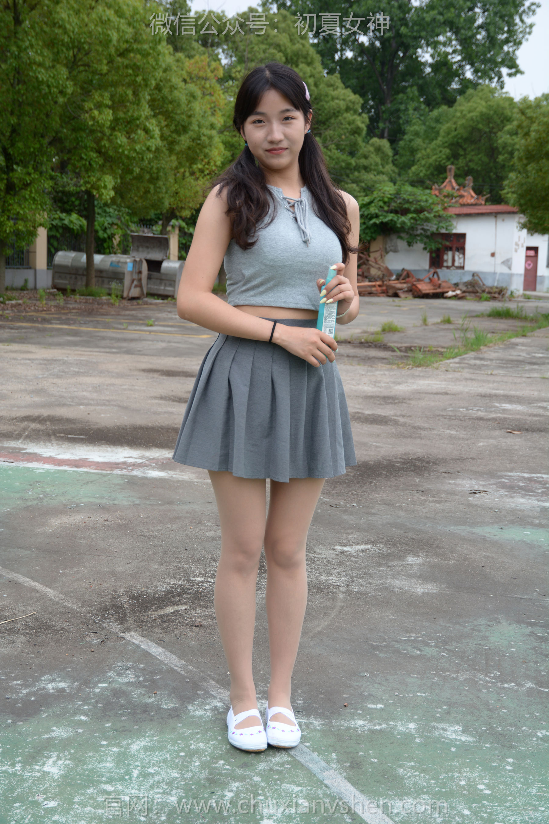 初夏女神 No.250 点点 秋天问候/(150P)