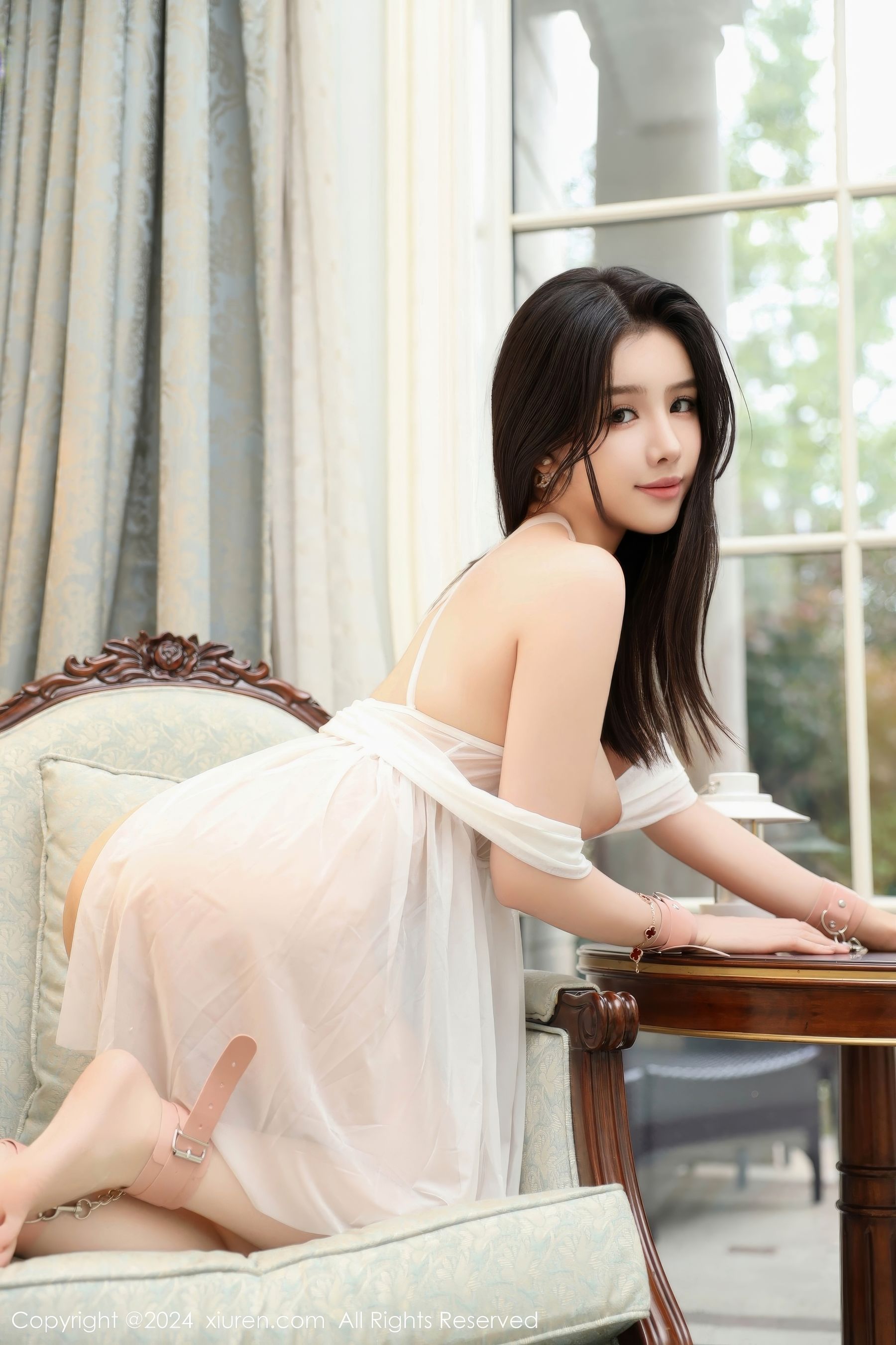[秀人XiuRen] 2024.12.06 No.9563 唐翩翩/(86P)