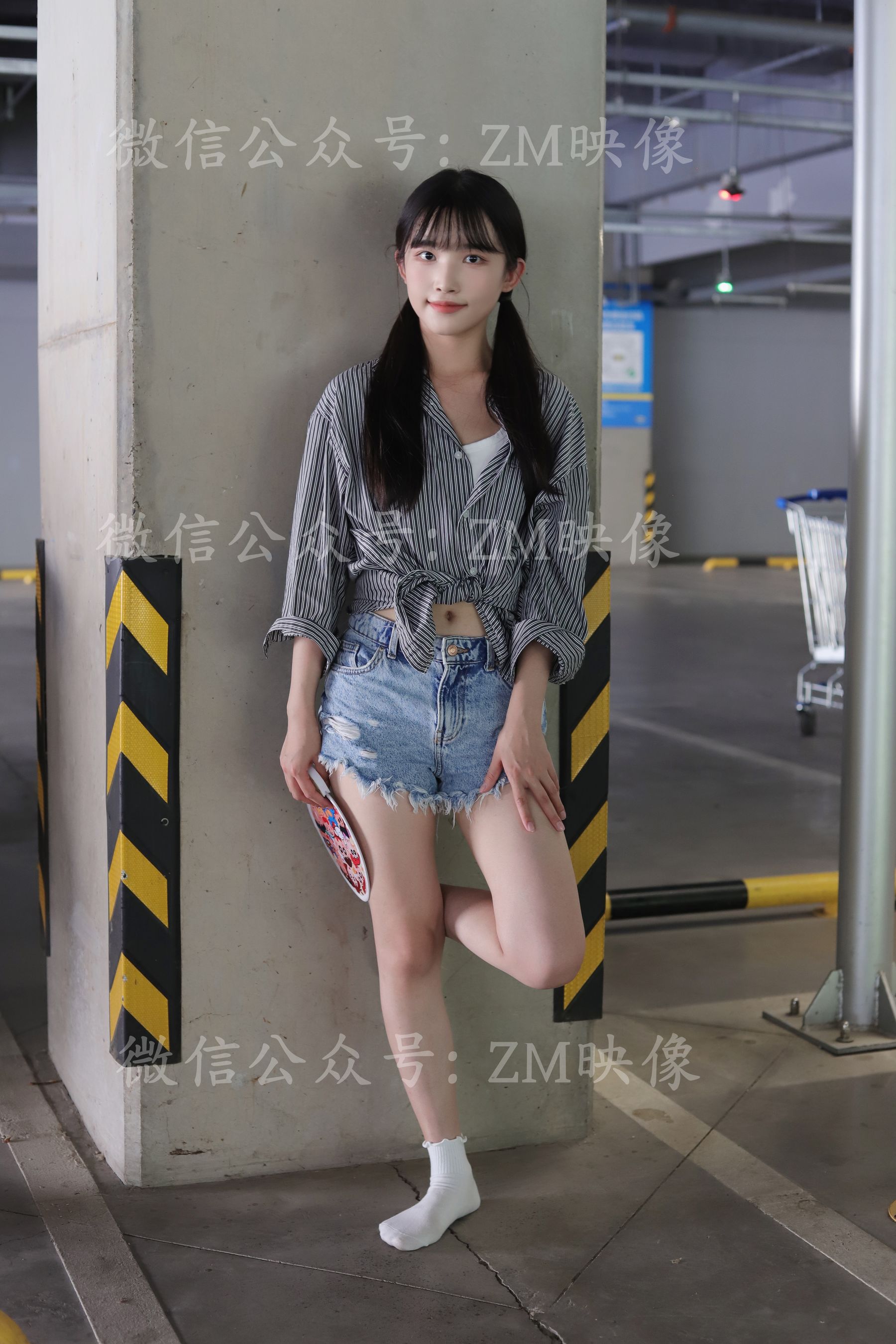 [织梦映像] 爱在深秋-轻罗小扇扑流萤/(305P)