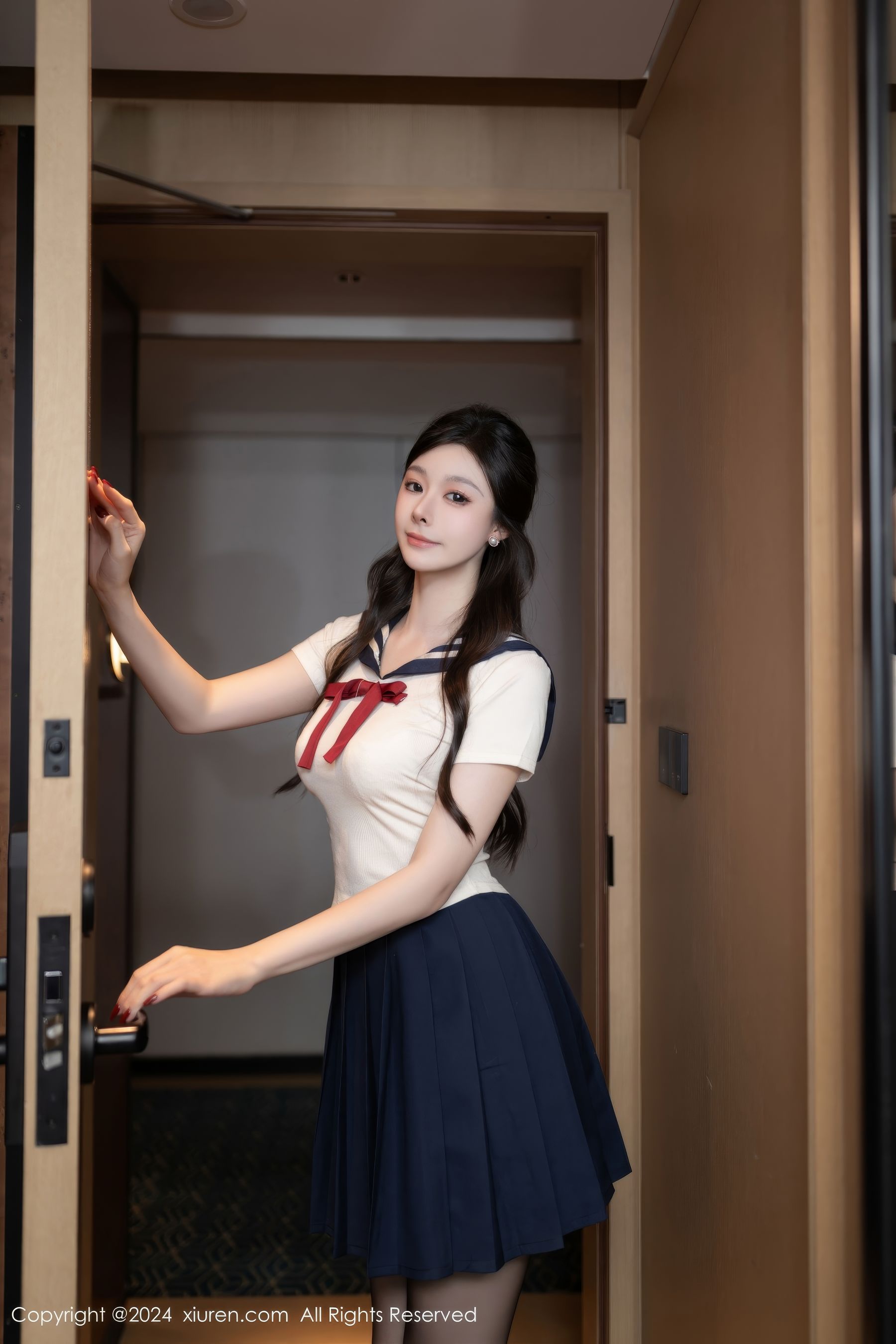 [秀人XiuRen] 2024.11.29 No.9530 小逗逗/(80P)