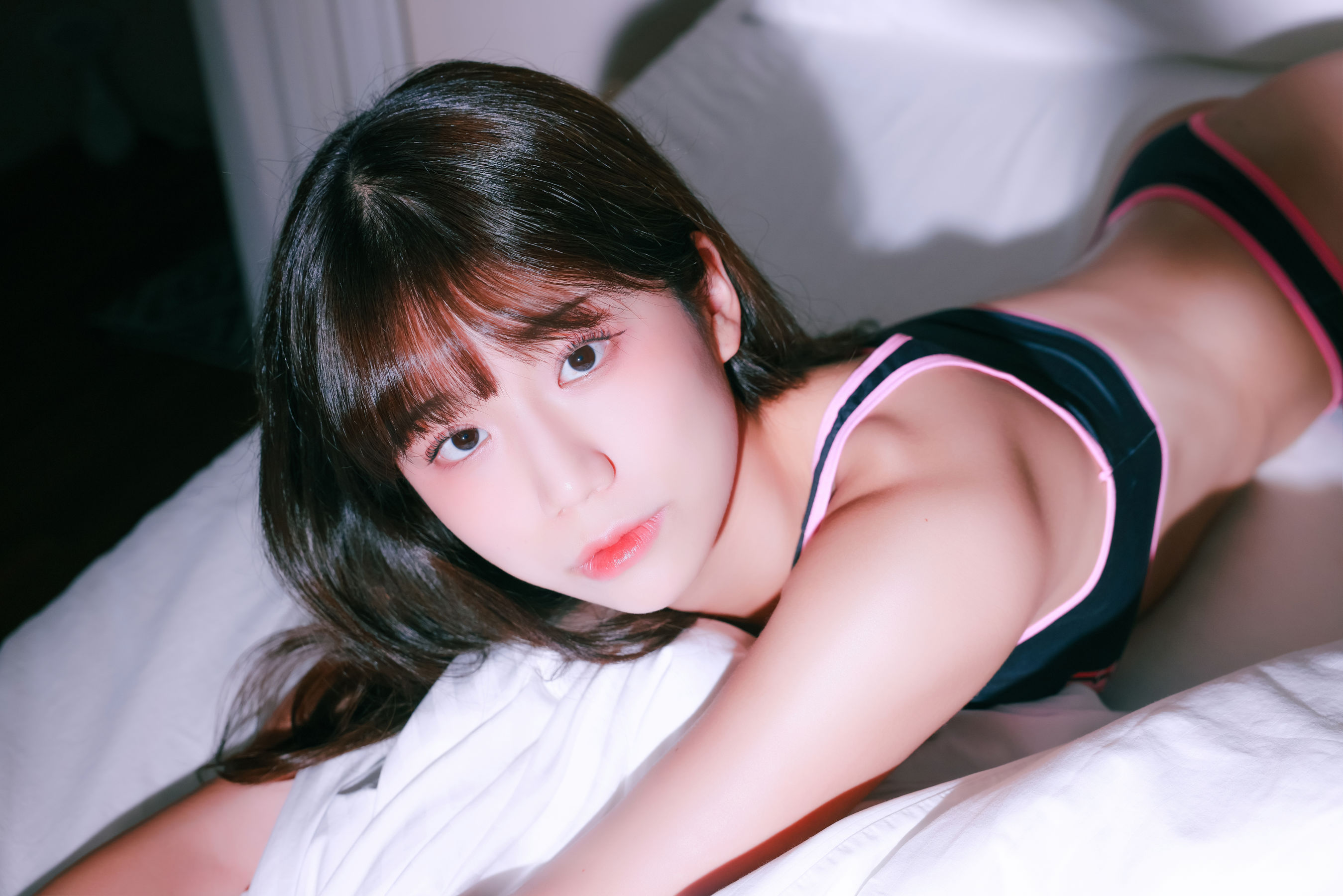 [SWEETBOX] YUI - Vol.49 Thru Thru/(117P)