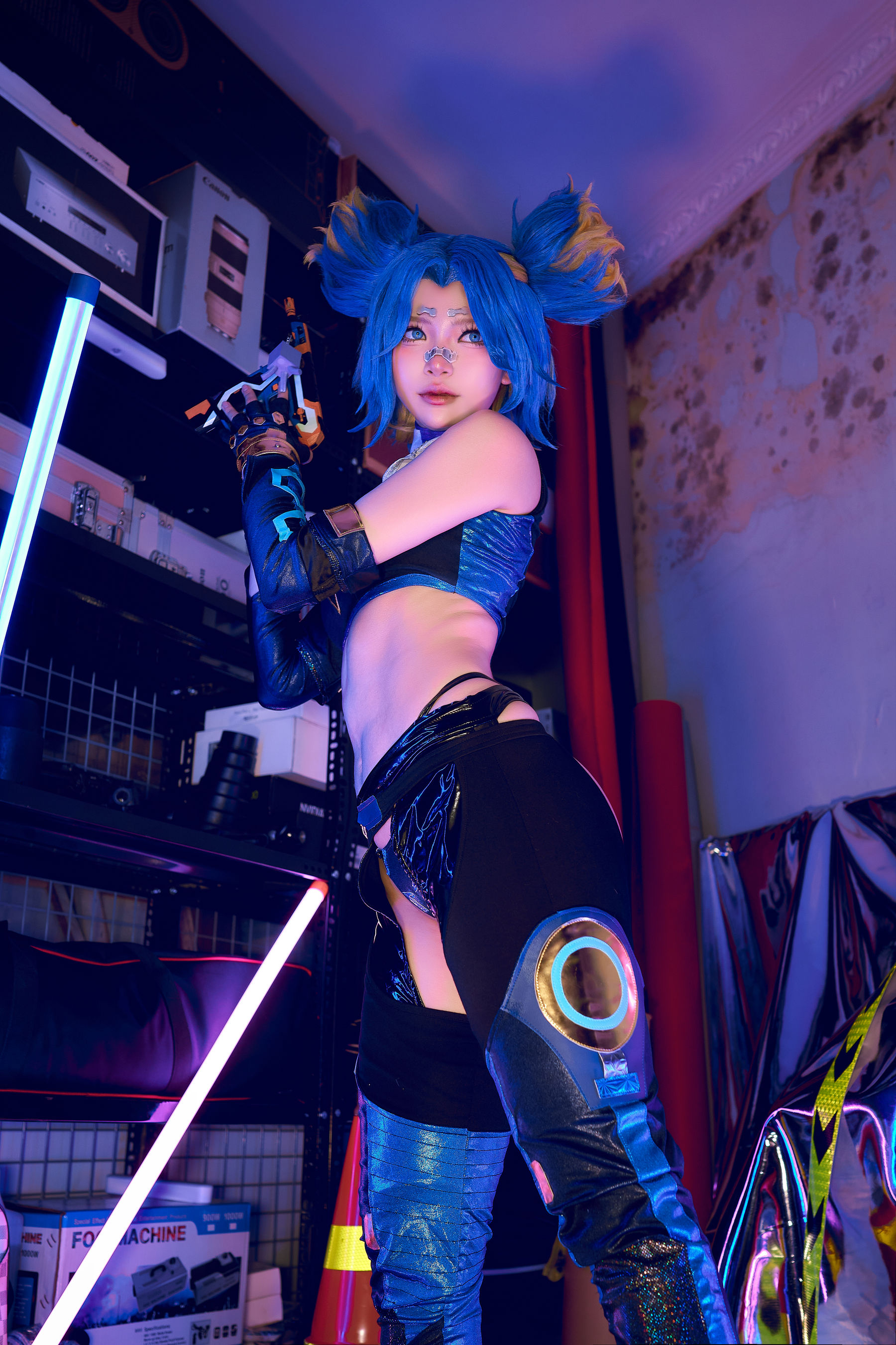 ZinieQ - Neon (Valorant)/(40P)