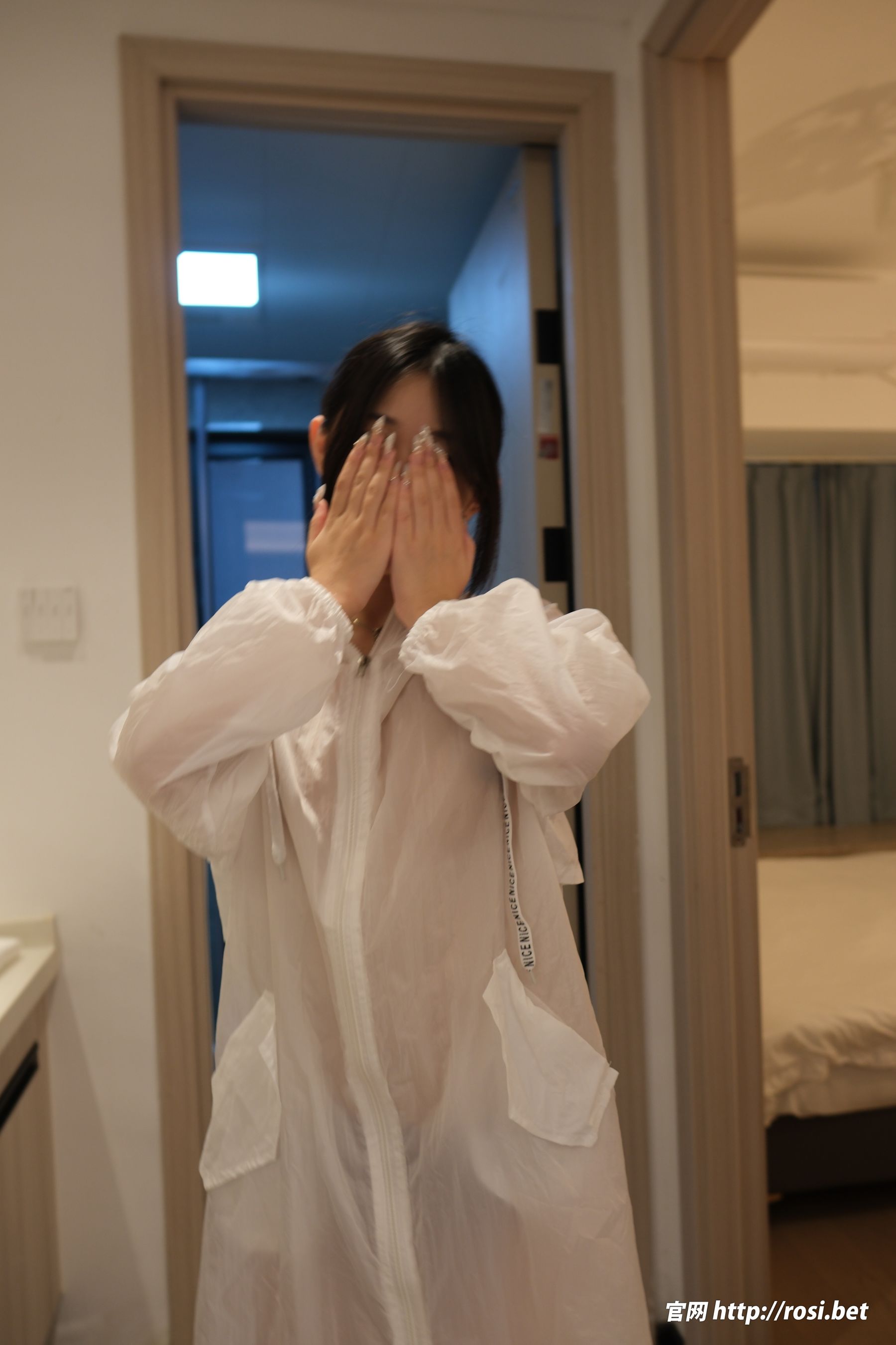 [ROSI写真] 2024.12.23 NO.4767/(96P)