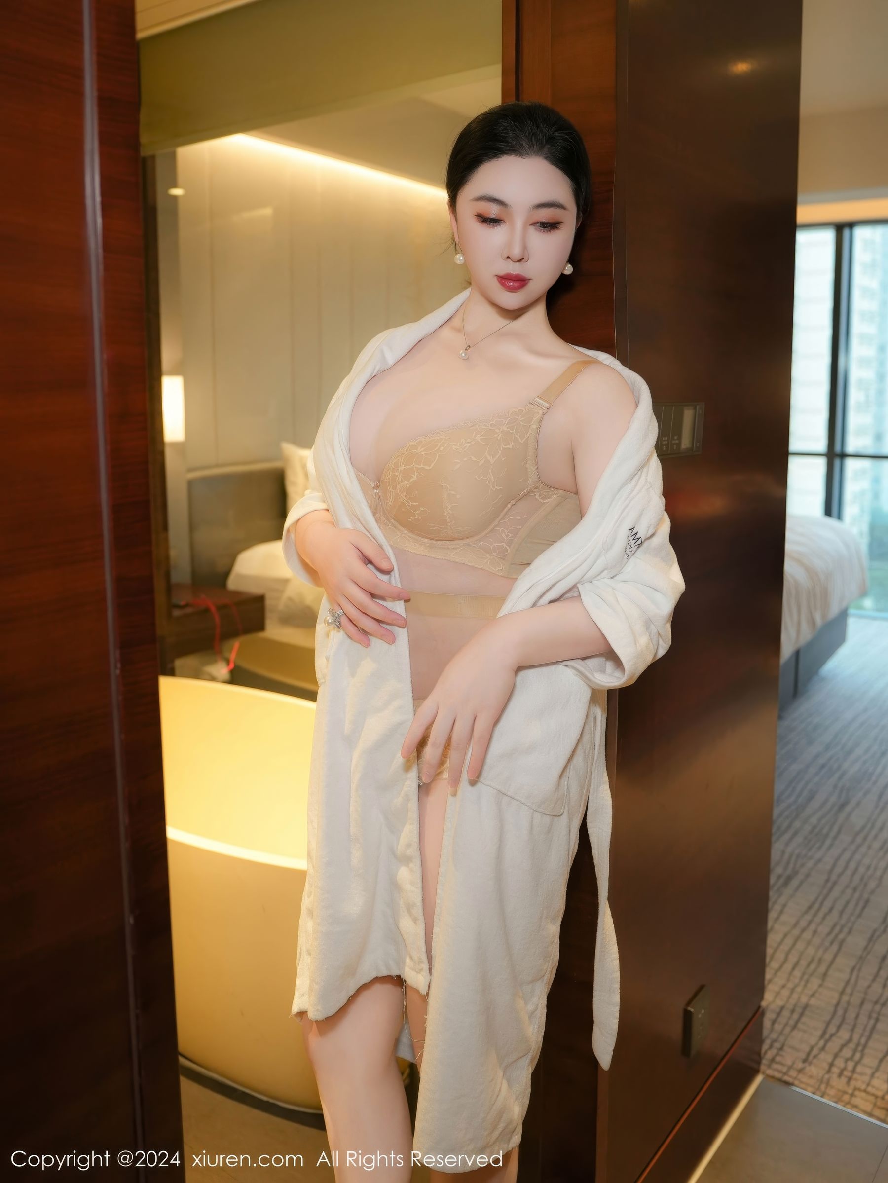 [秀人XiuRen] 2024.12.02 No.9534 风景尤美/(65P)
