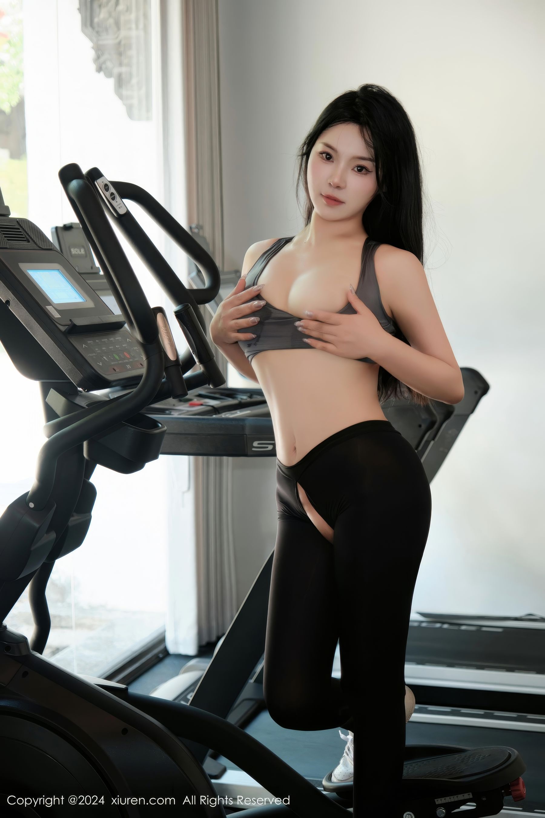 [秀人XiuRen] 2024.12.03 No.9540 麦田/(82P)