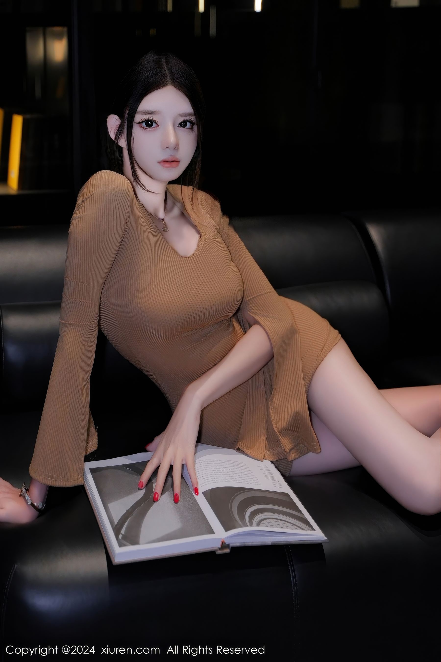 [秀人XiuRen] 2024.12.04 No.9544 果茶姐姐/(64P)