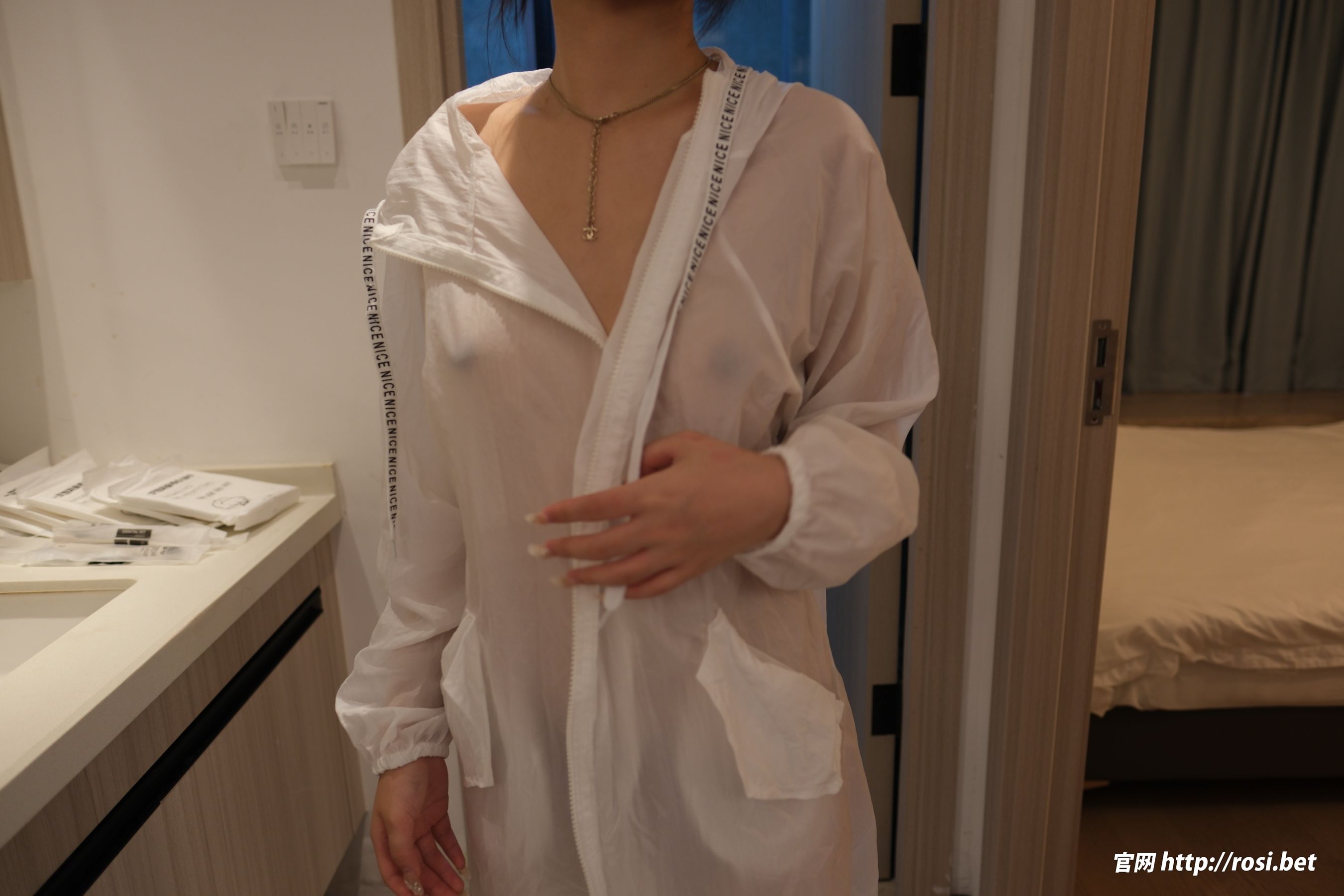 [ROSI写真] 2024.12.23 NO.4767/(96P)