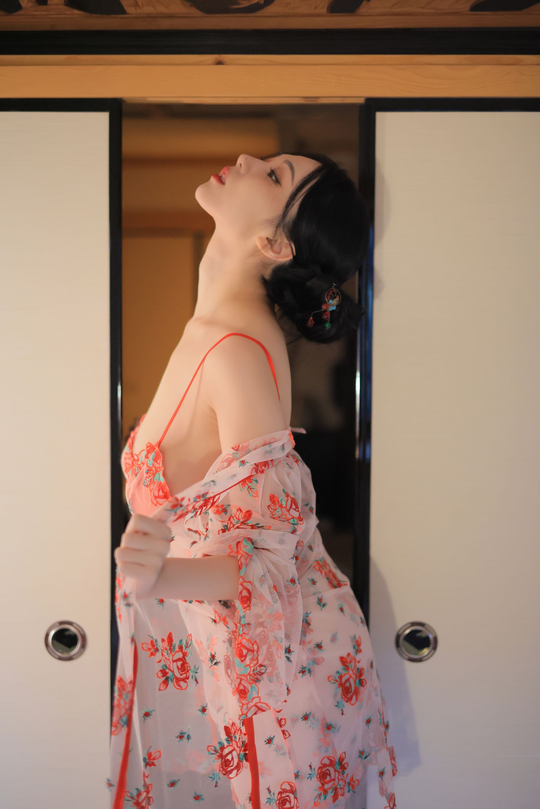 Yeonwoo - Heat - 1/(111P)