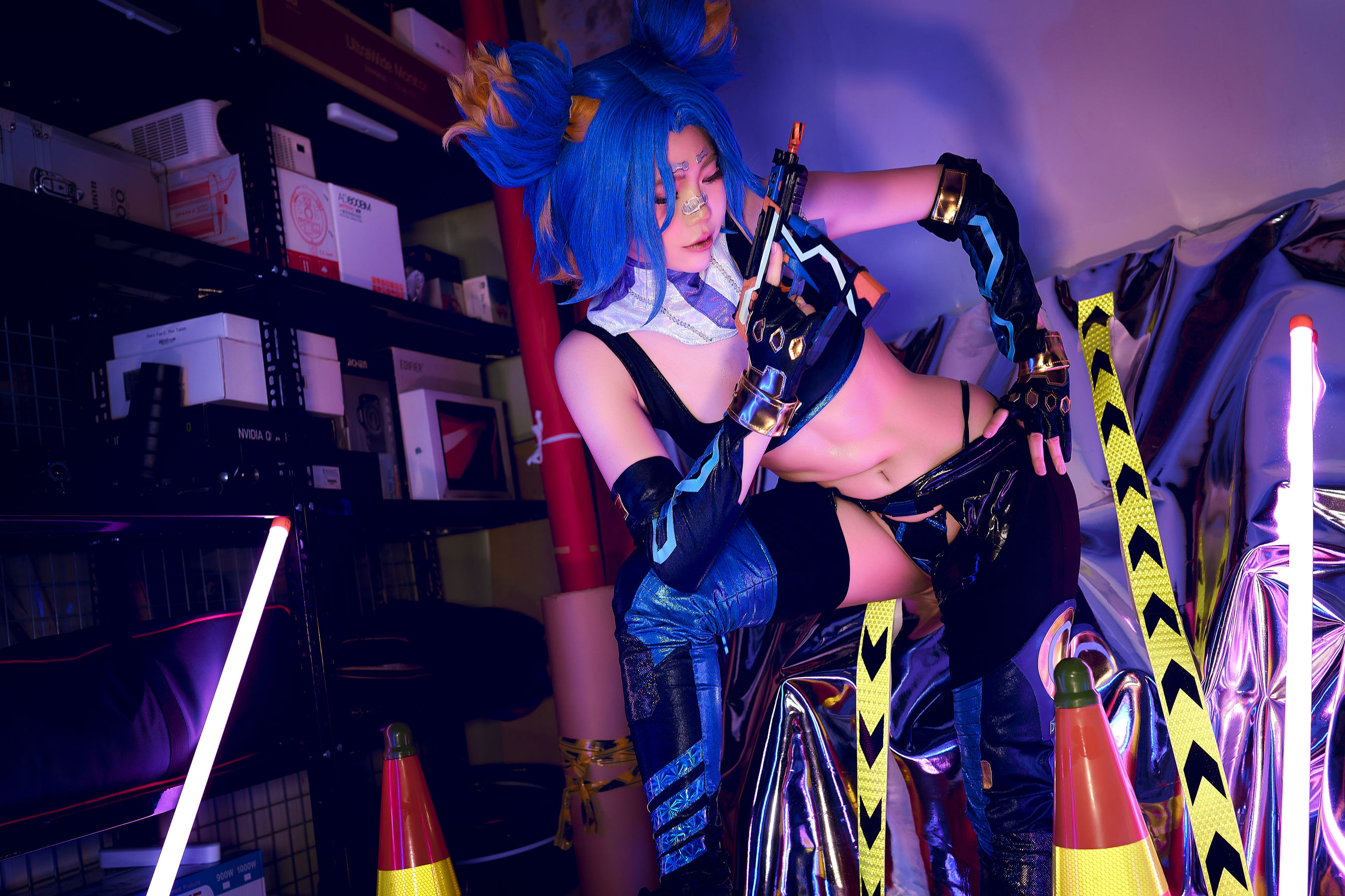 ZinieQ - Neon (Valorant)/(40P)