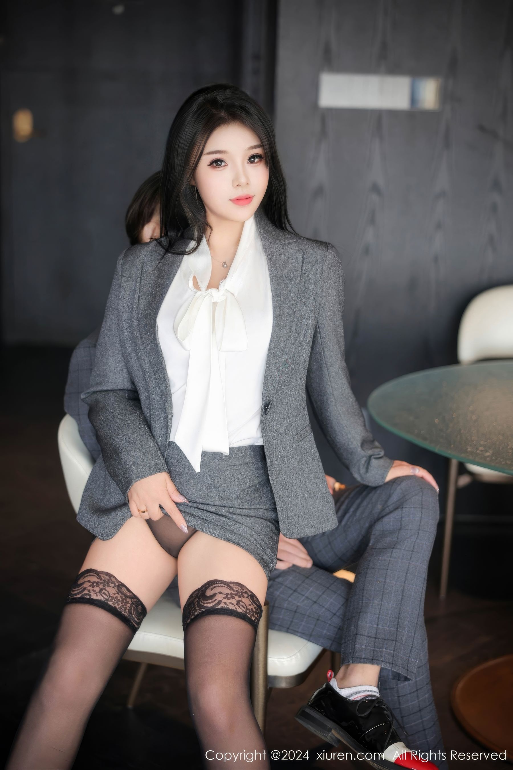 [秀人XiuRen] 2024.11.28 No.9515 麦田/(82P)