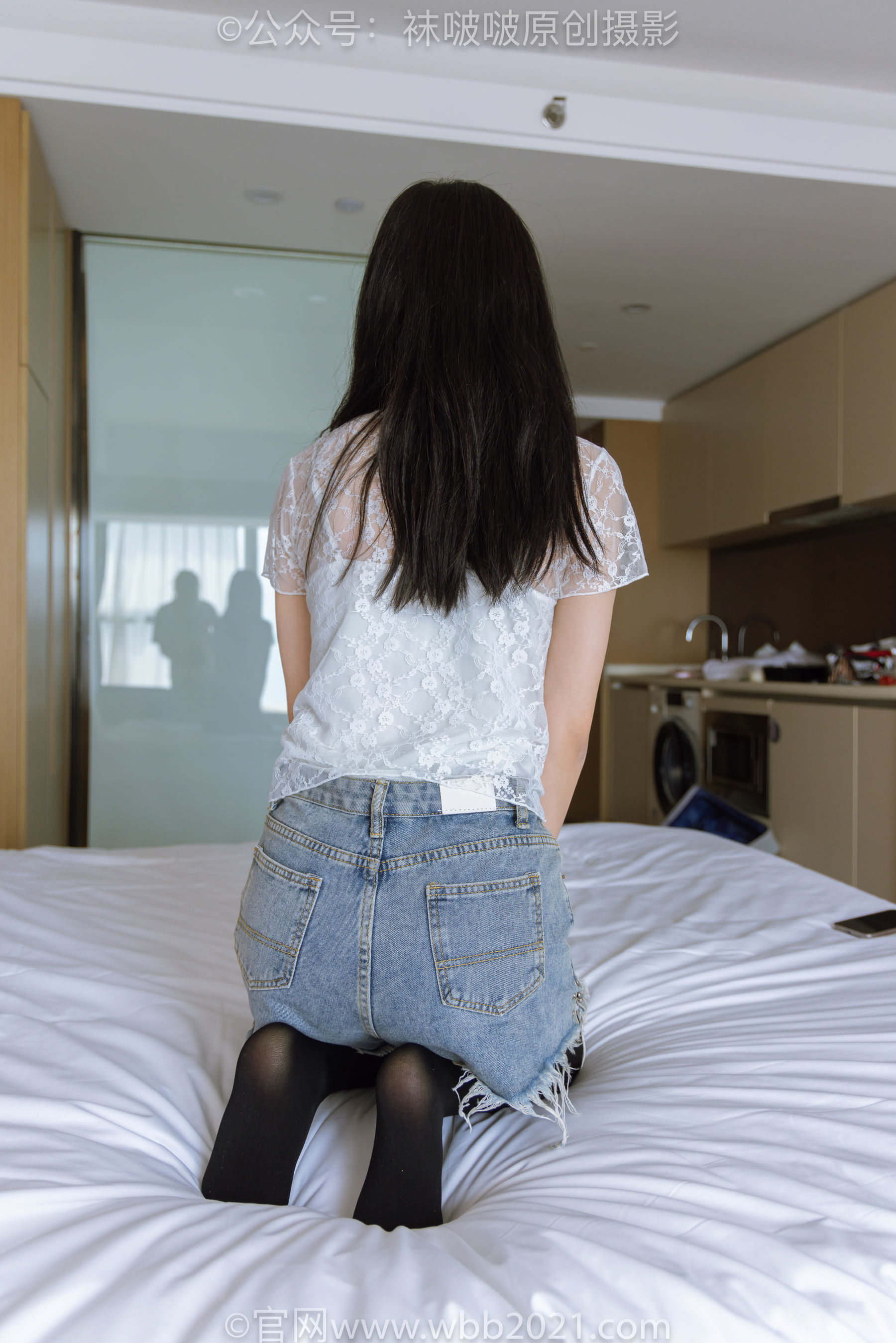 BoBoSocks袜啵啵 No.459 小甜豆 -高跟凉鞋、厚黑丝、穿鞋踩包子和橘子剧情/(150P)