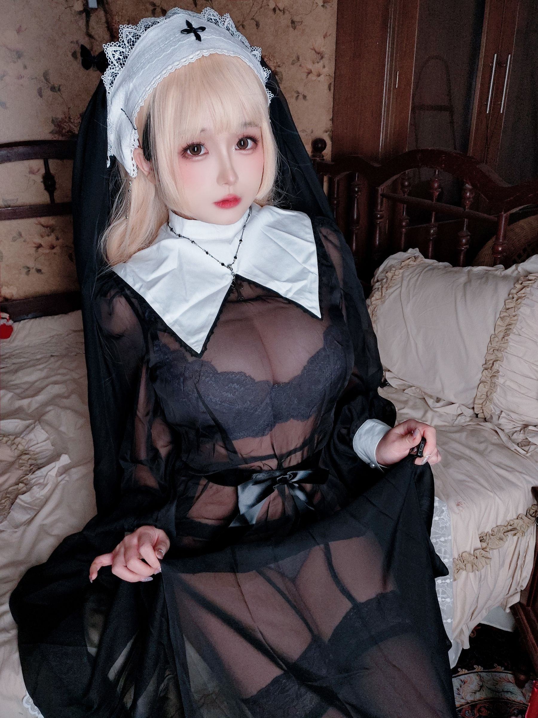 Cosplay日奈娇 - 禁忌修女/(160P)