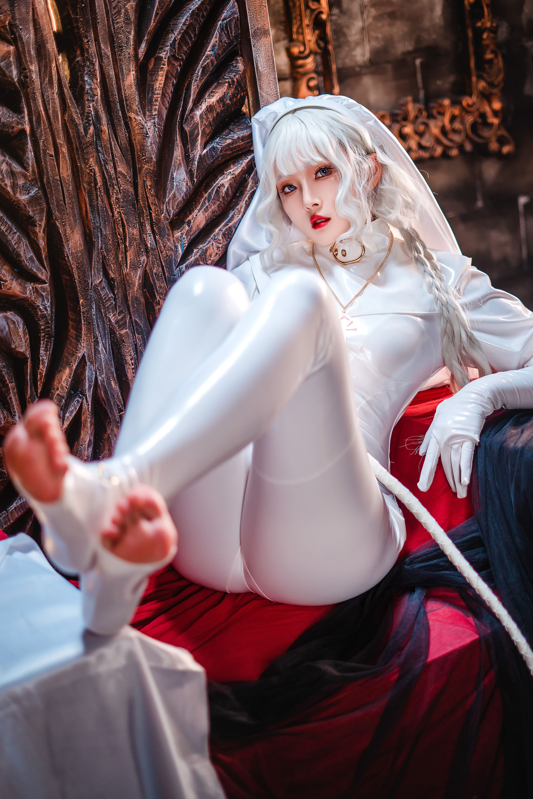 Natsuko夏夏子 - 白修女/(60P)