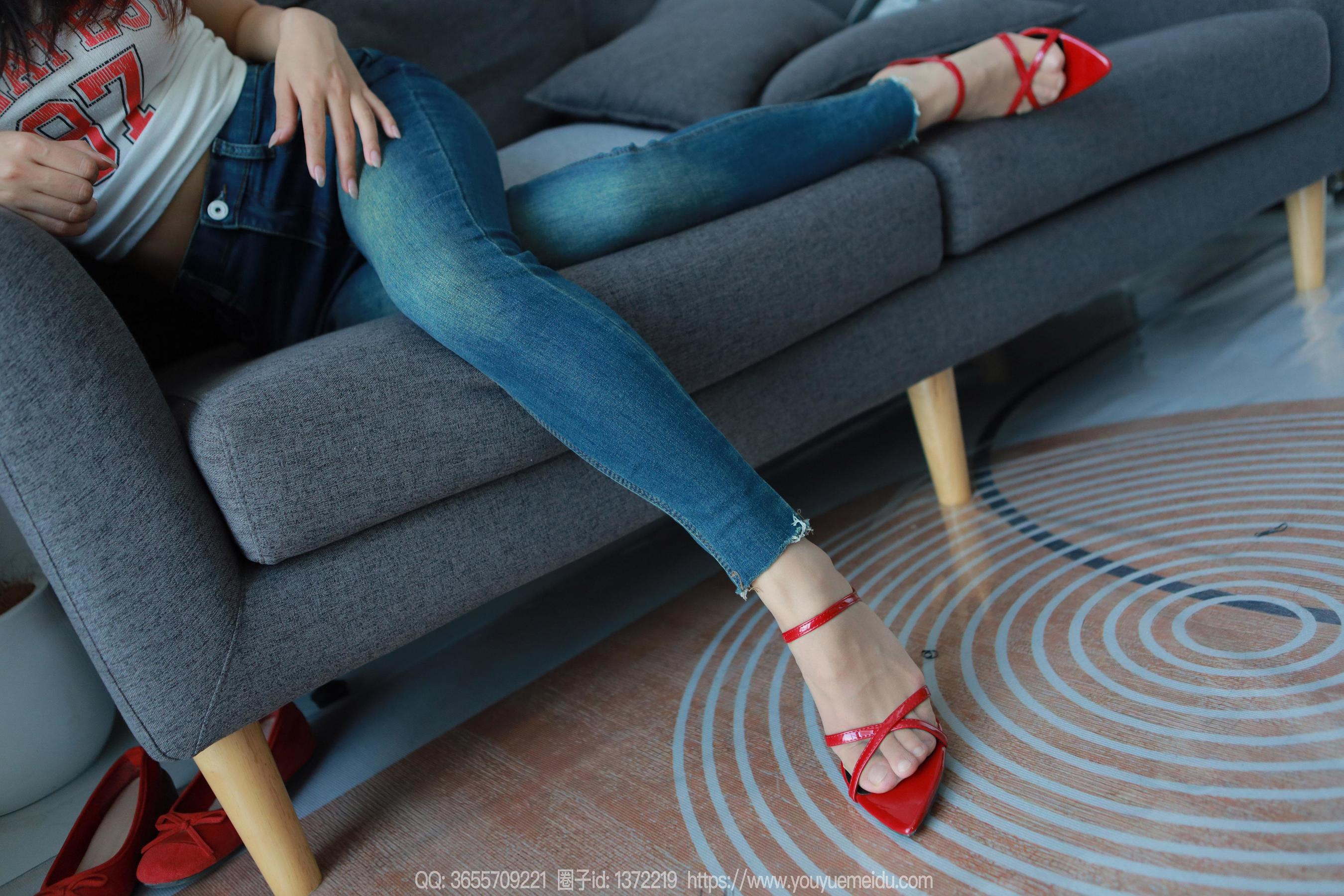 IESS异思趣向 - 模特： 兔兔 《裤里丝（上）》/(80P)