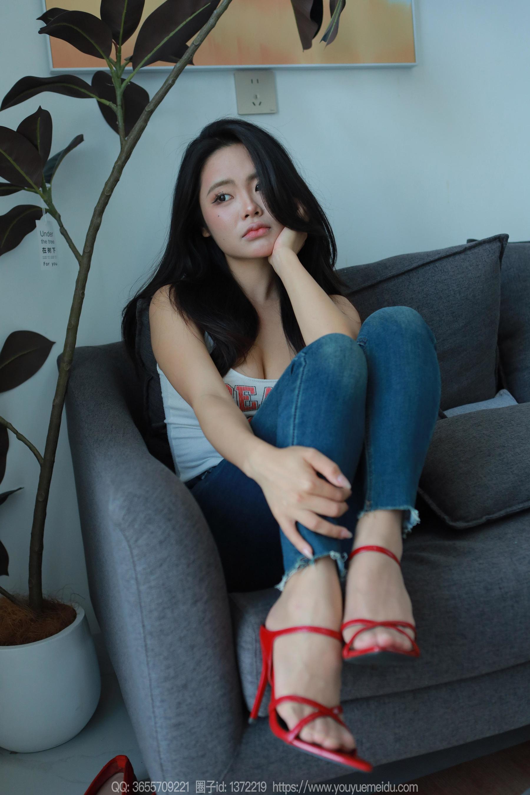 IESS异思趣向 - 模特： 兔兔 《裤里丝（上）》/(80P)