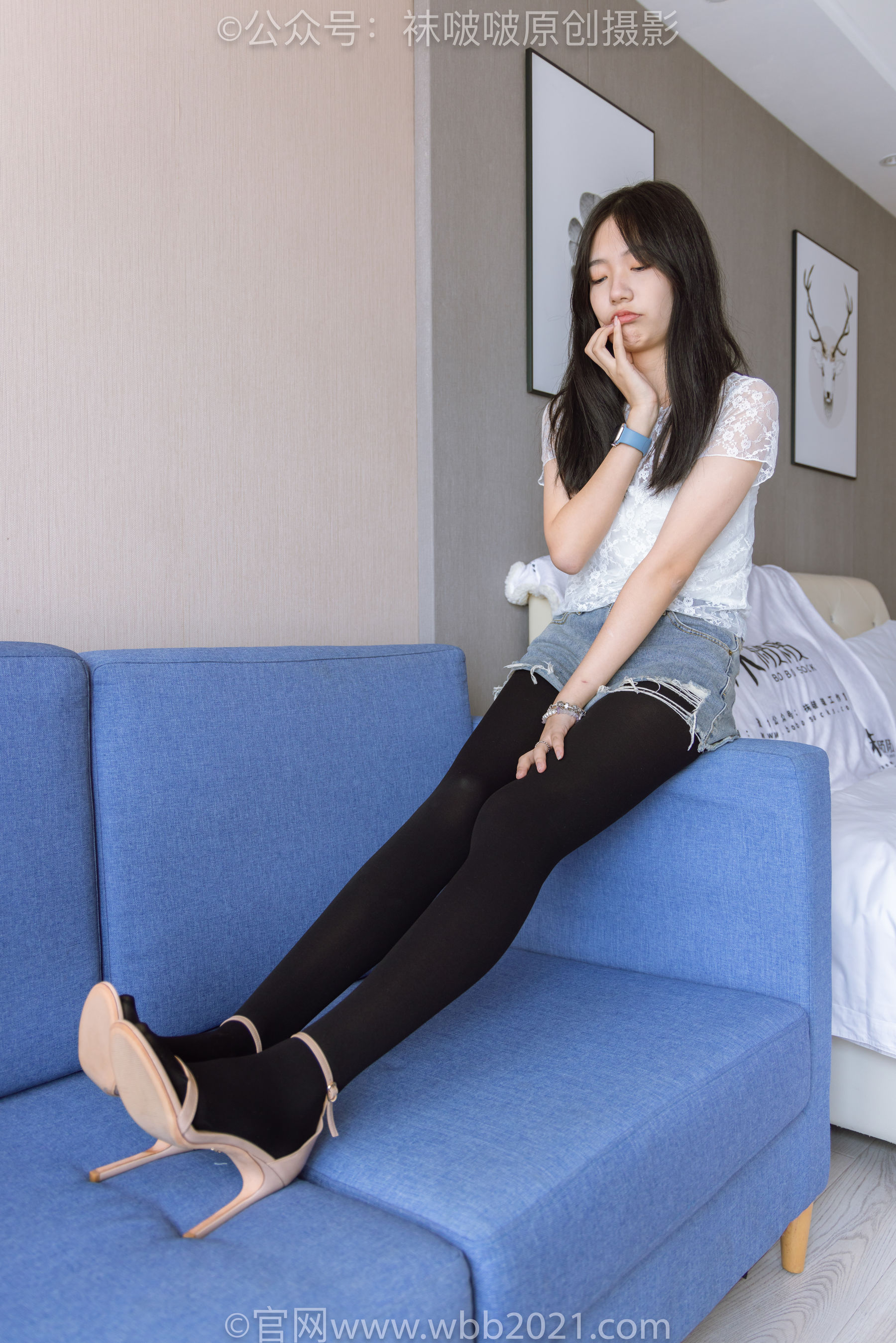 BoBoSocks袜啵啵 No.459 小甜豆 -高跟凉鞋、厚黑丝、穿鞋踩包子和橘子剧情/(150P)