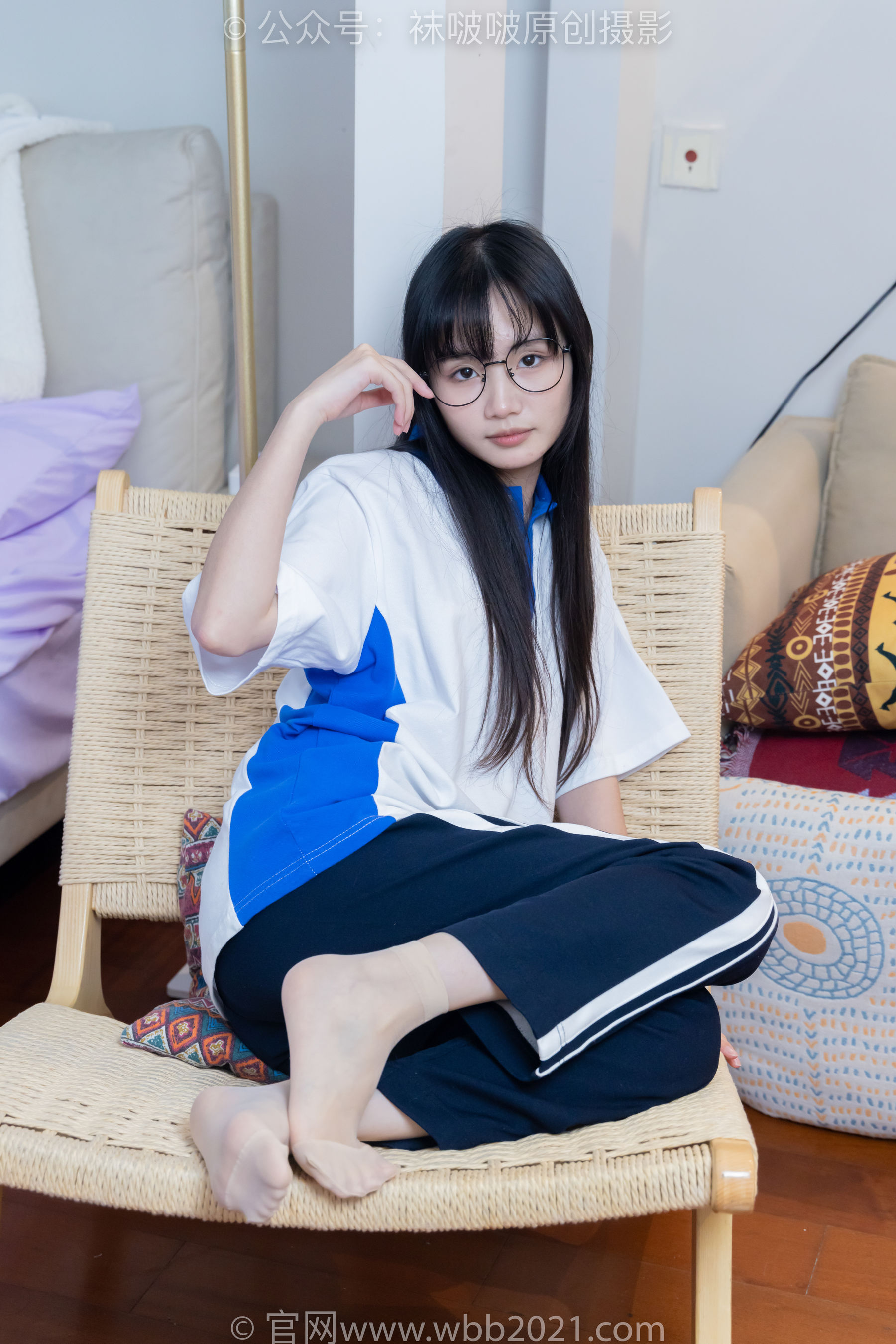 BoBoSocks袜啵啵 No.471 甜甜圈 - 高跟鞋、黑丝、短肉丝、裸足、校服裤里丝/(150P)