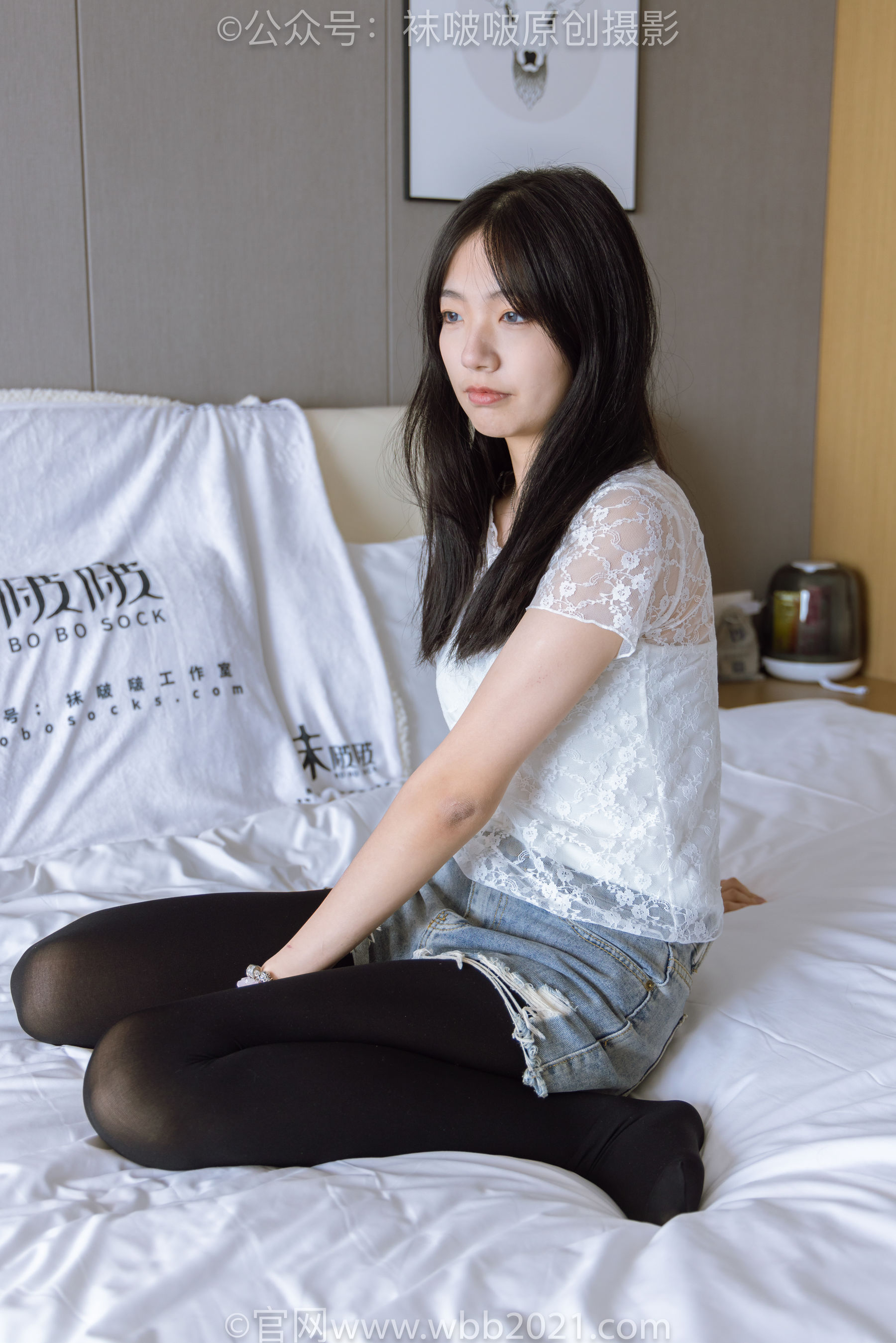 BoBoSocks袜啵啵 No.459 小甜豆 -高跟凉鞋、厚黑丝、穿鞋踩包子和橘子剧情/(150P)