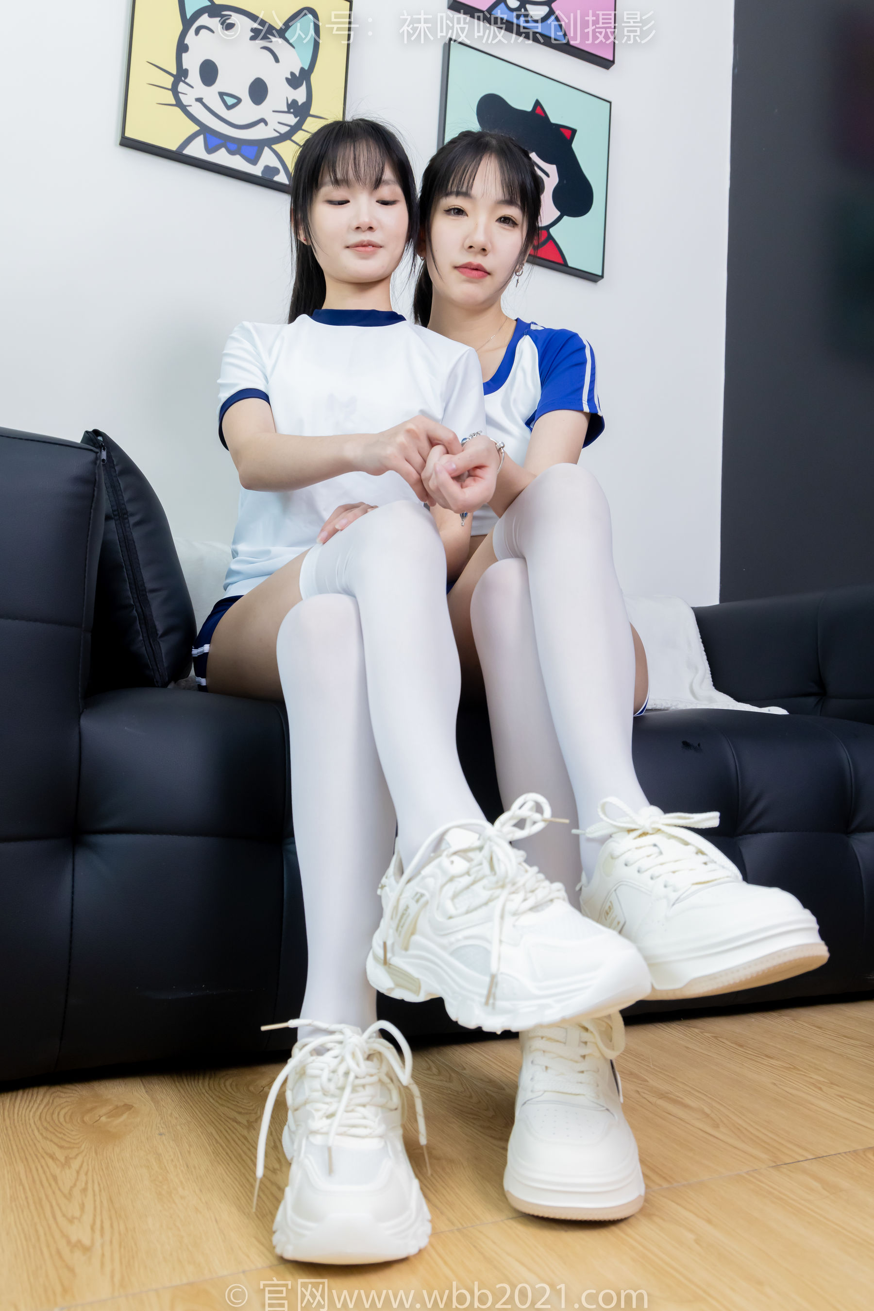 BoBoSocks袜啵啵 No.472 小甜豆&甜甜圈 - 两双运动鞋、厚白丝大腿袜、裸足、两位模特丝袜和裸足踩奶油蛋糕剧情/(177P)