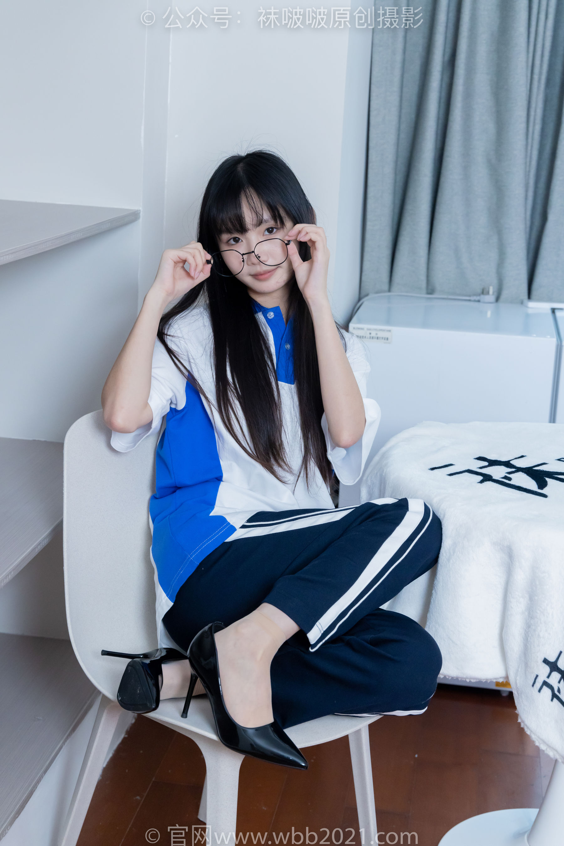 BoBoSocks袜啵啵 No.471 甜甜圈 - 高跟鞋、黑丝、短肉丝、裸足、校服裤里丝/(150P)