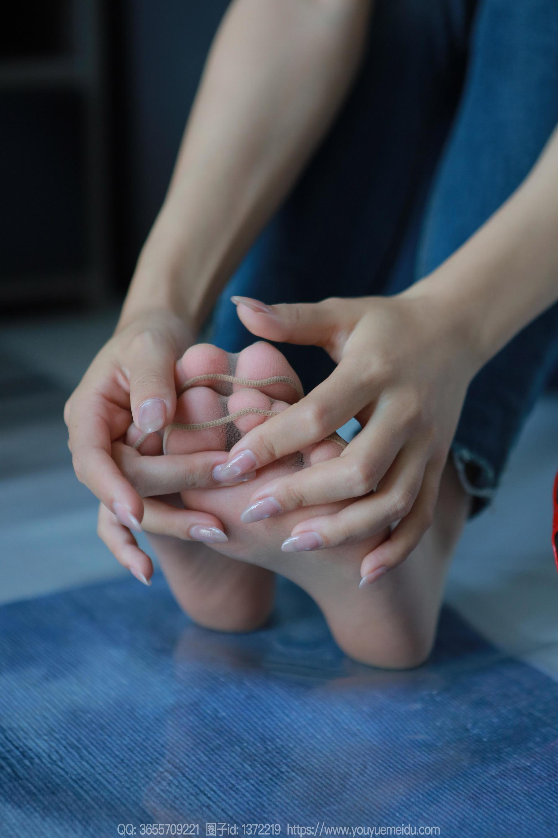 IESS异思趣向 - 模特： 兔兔 《裤里丝（下）》/(87P)