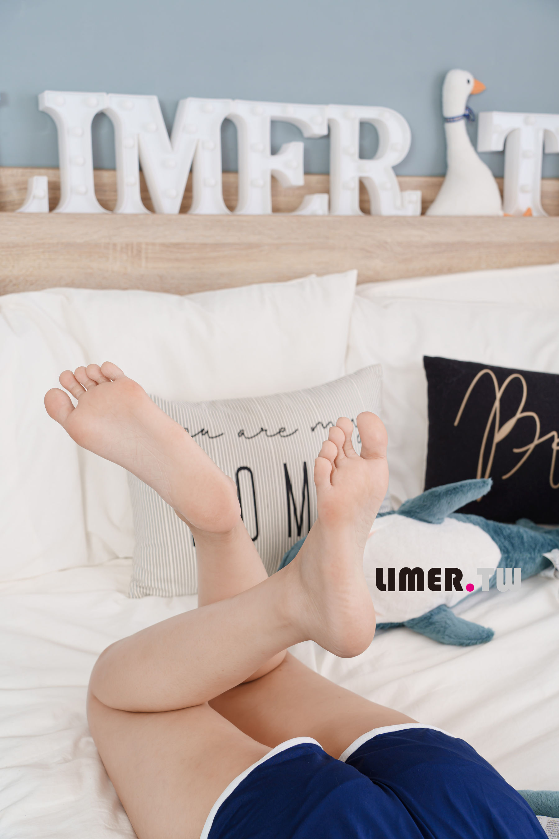 Limerence原创 No.090 7bao 体育服下 裸足＆白丝/(86P)