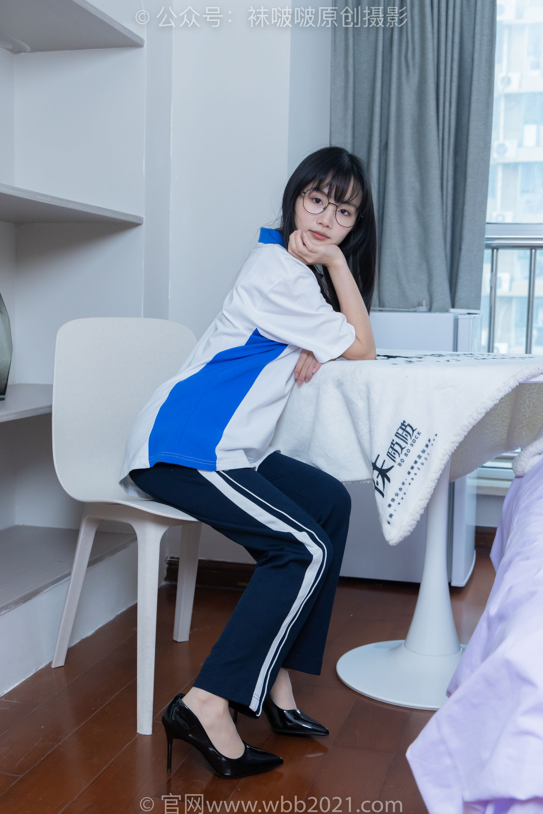 BoBoSocks袜啵啵 No.471 甜甜圈 - 高跟鞋、黑丝、短肉丝、裸足、校服裤里丝/(150P)