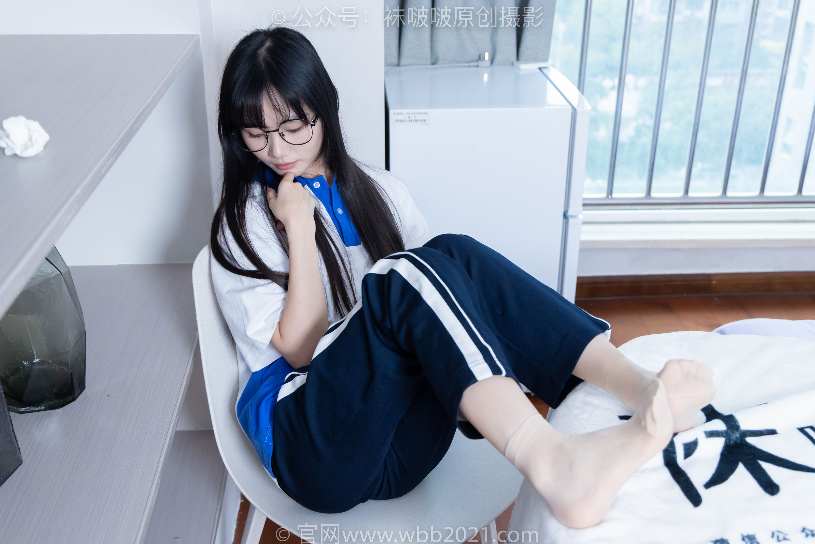 BoBoSocks袜啵啵 No.471 甜甜圈 - 高跟鞋、黑丝、短肉丝、裸足、校服裤里丝/(150P)