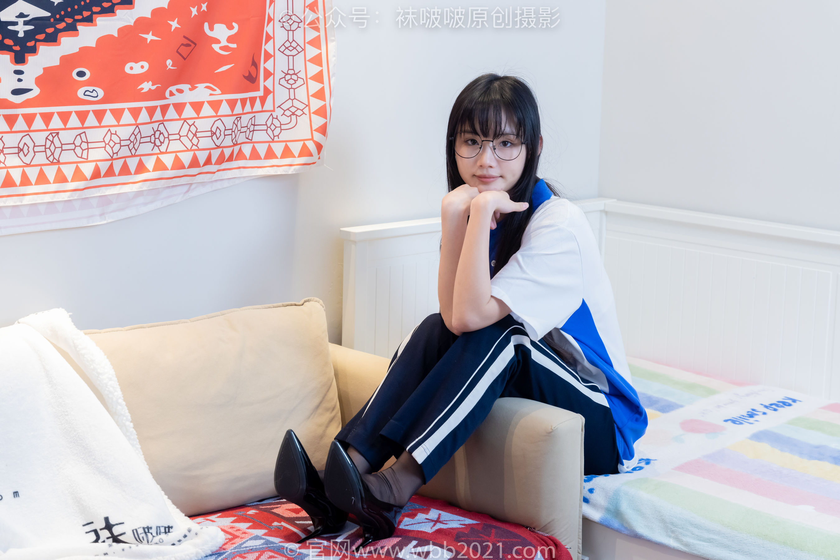 BoBoSocks袜啵啵 No.471 甜甜圈 - 高跟鞋、黑丝、短肉丝、裸足、校服裤里丝/(150P)