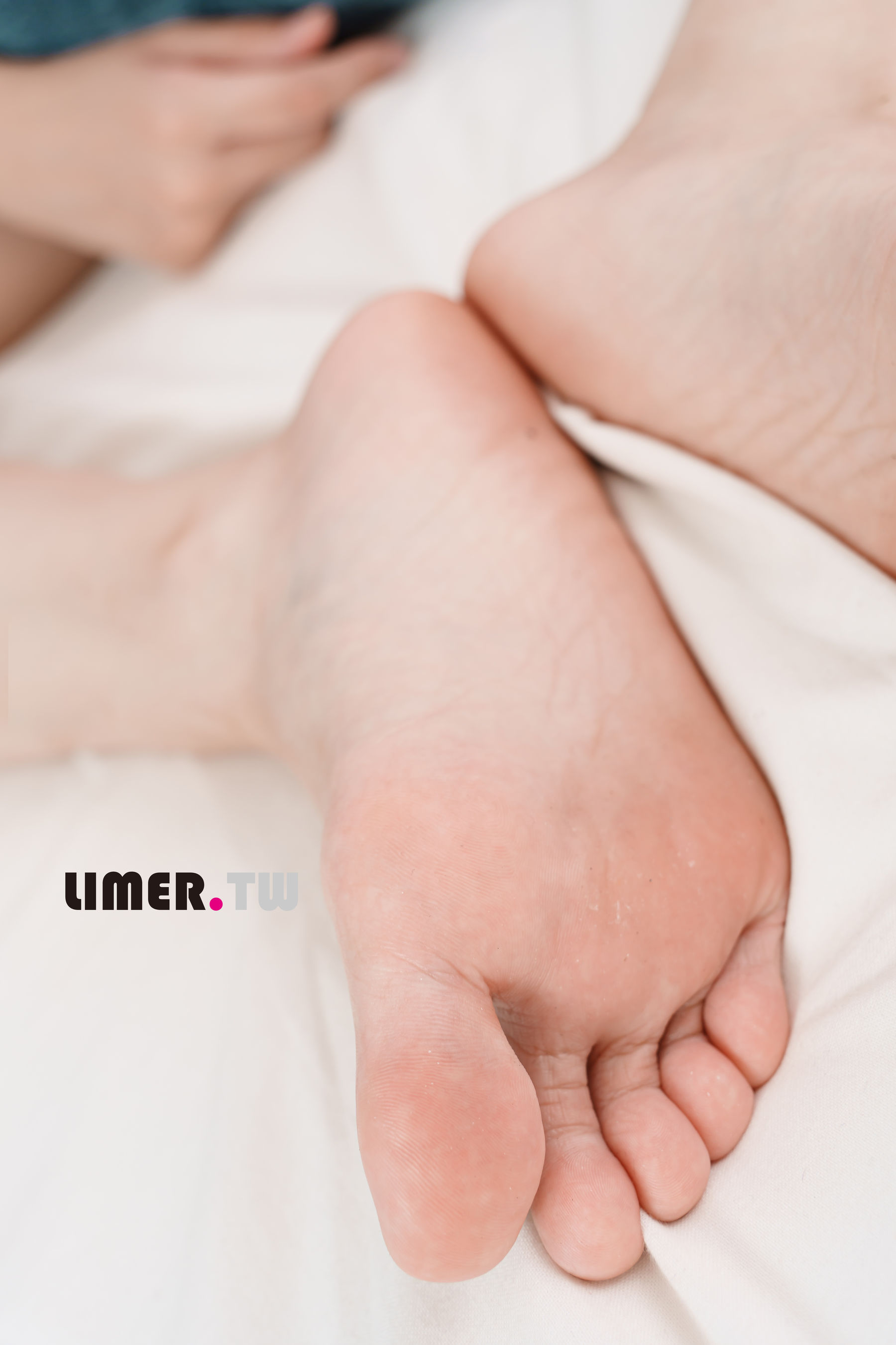 Limerence原创 No.090 7bao 体育服下 裸足＆白丝/(86P)