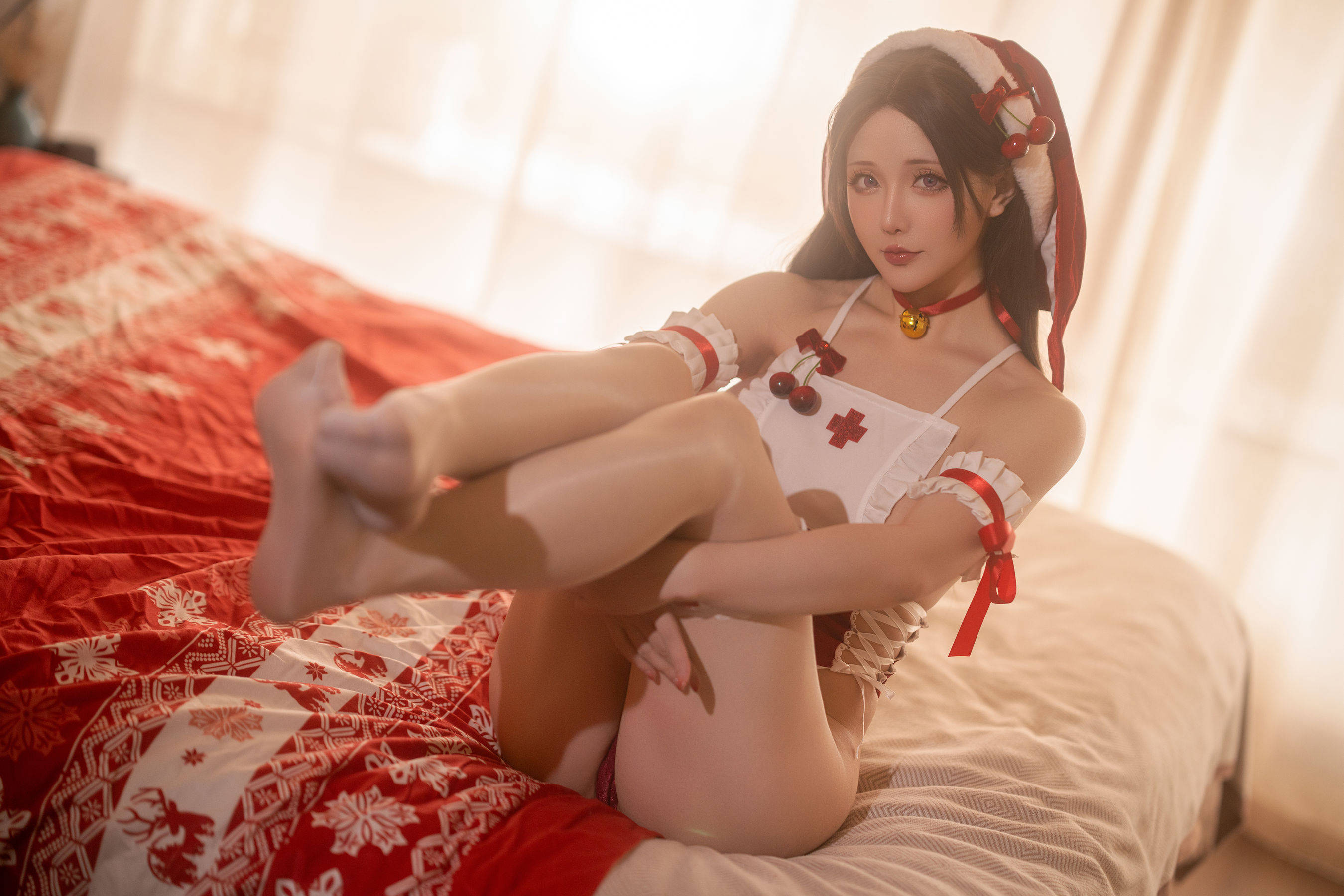 Coser小姐姐星之迟迟 - 2024圣诞 小白兔/(65P)