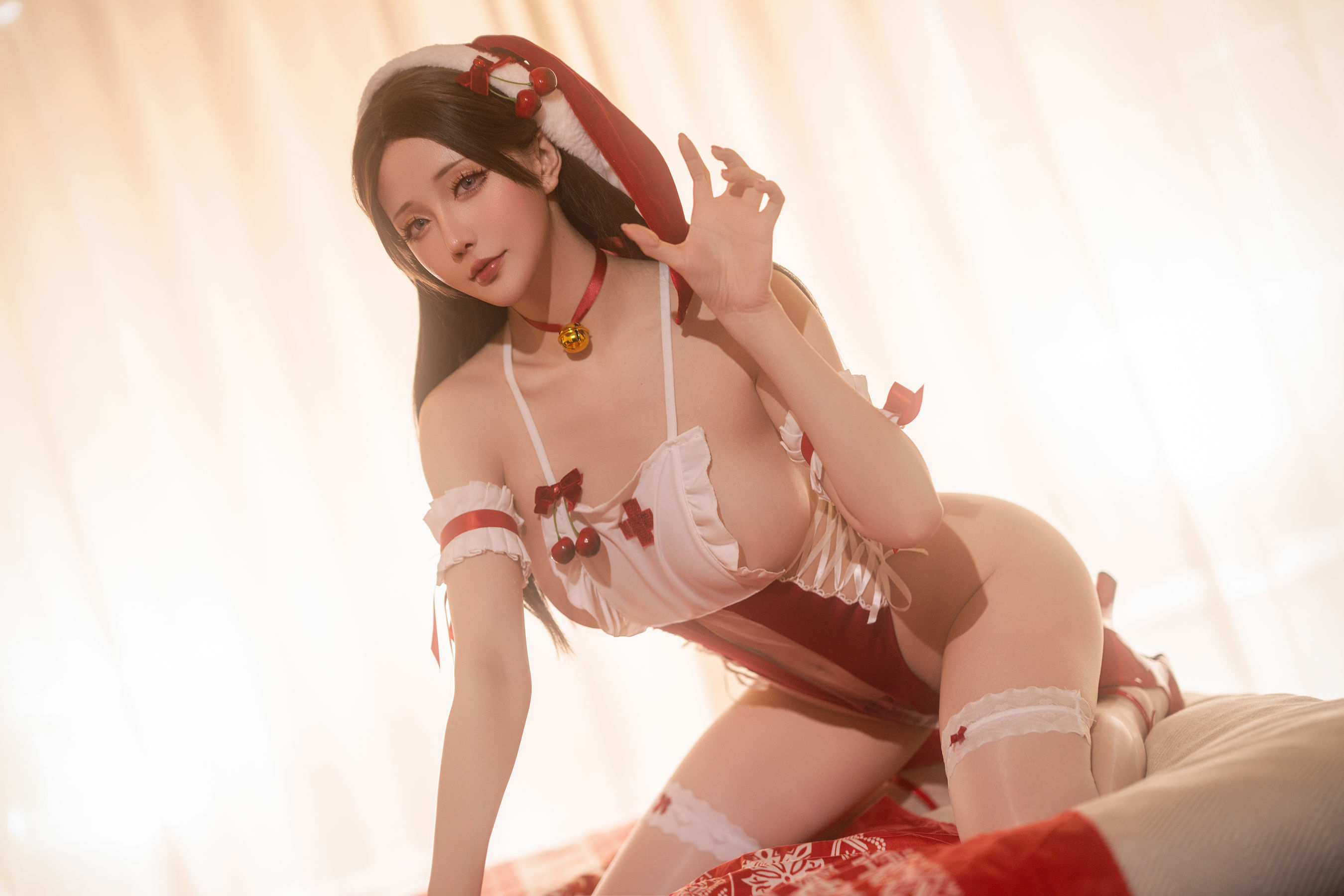 Coser小姐姐星之迟迟 - 2024圣诞 小白兔/(65P)