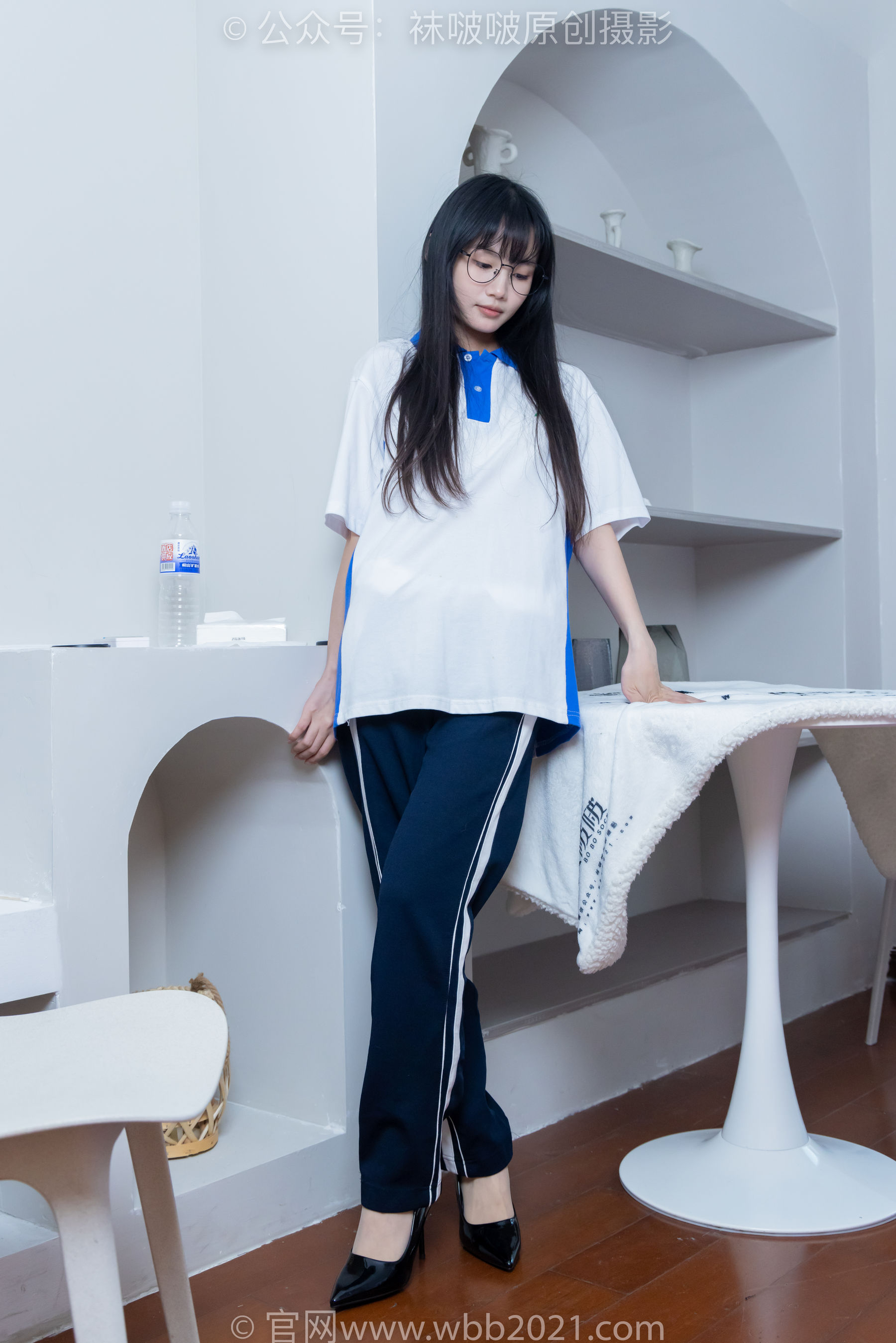 BoBoSocks袜啵啵 No.471 甜甜圈 - 高跟鞋、黑丝、短肉丝、裸足、校服裤里丝/(150P)