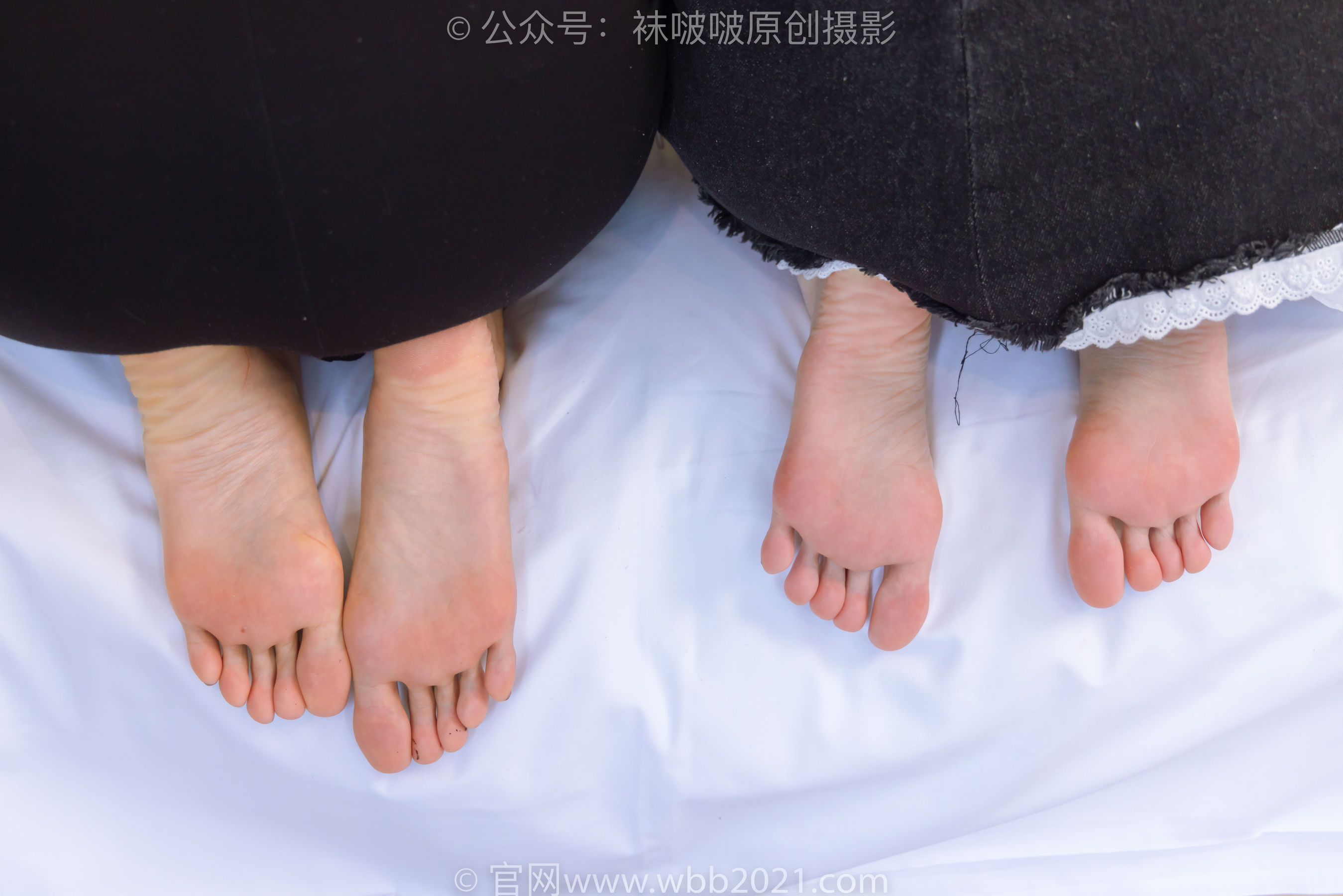 BoBoSocks袜啵啵 No.464 稚予&果果 -两双高跟鞋、肉丝、裸足、裸足涂黑色指甲油/(135P)
