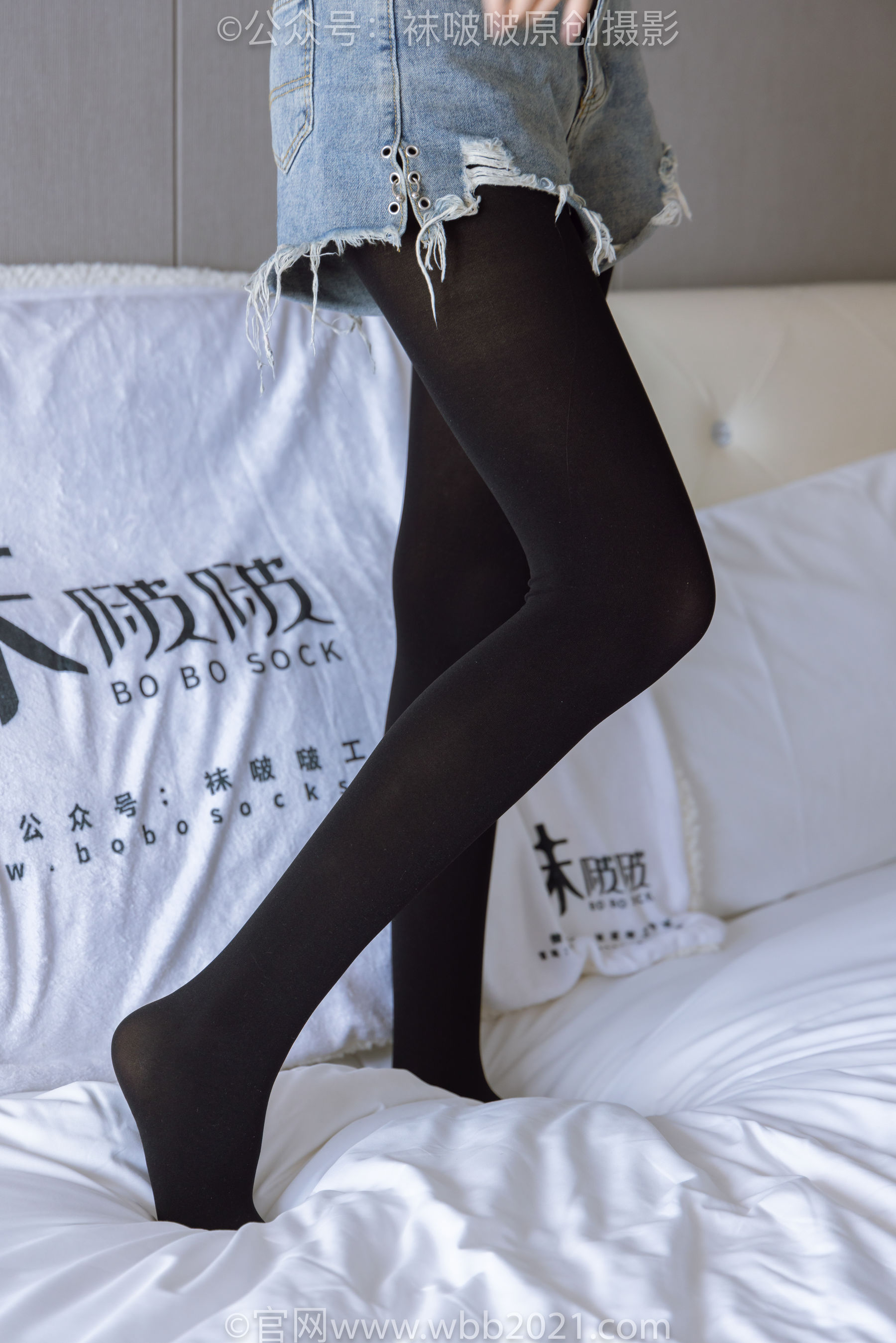 BoBoSocks袜啵啵 No.459 小甜豆 -高跟凉鞋、厚黑丝、穿鞋踩包子和橘子剧情/(150P)