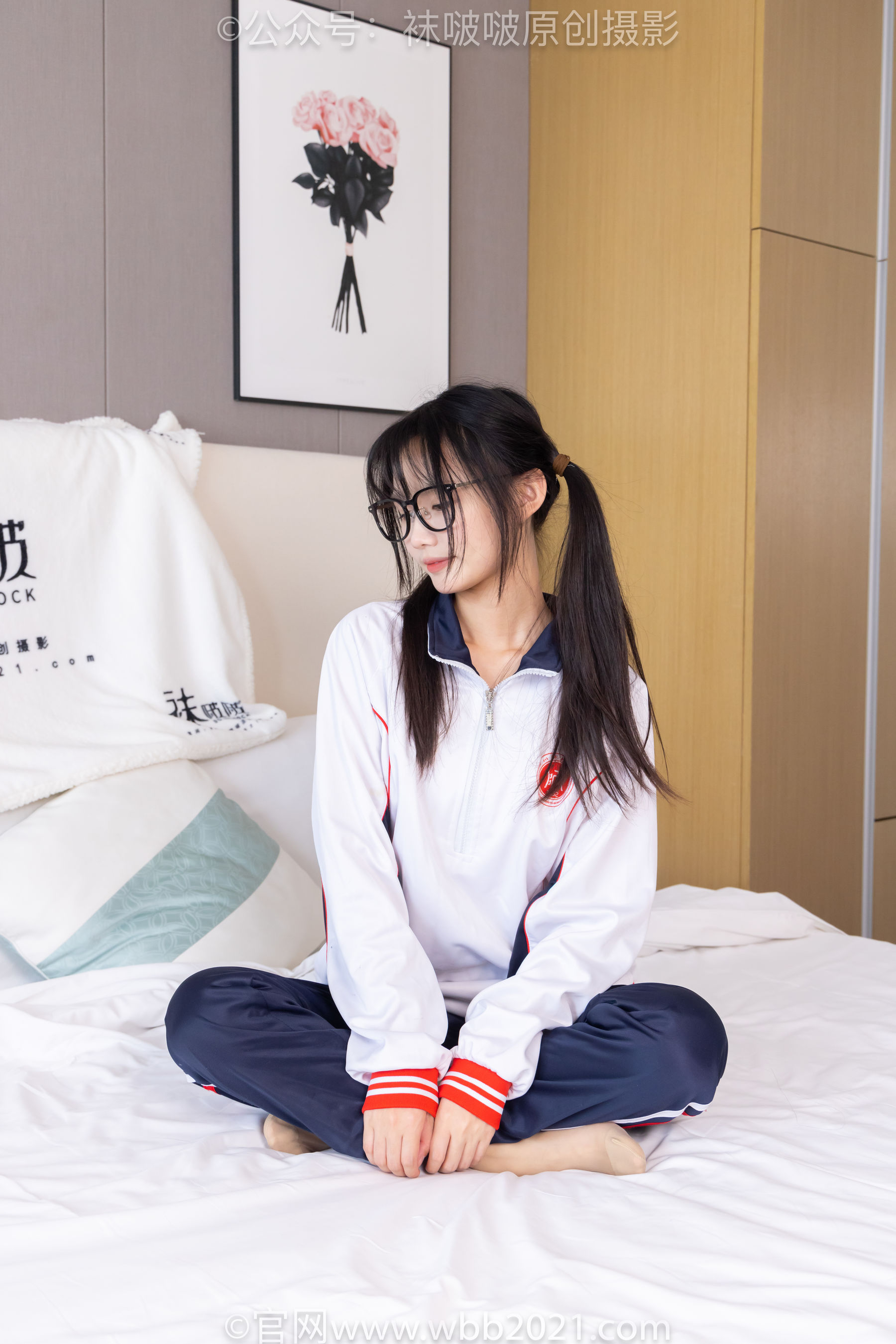 BoBoSocks袜啵啵 No.458 甜甜圈 -板鞋、白棉袜、肉丝、校服裤里丝/(150P)