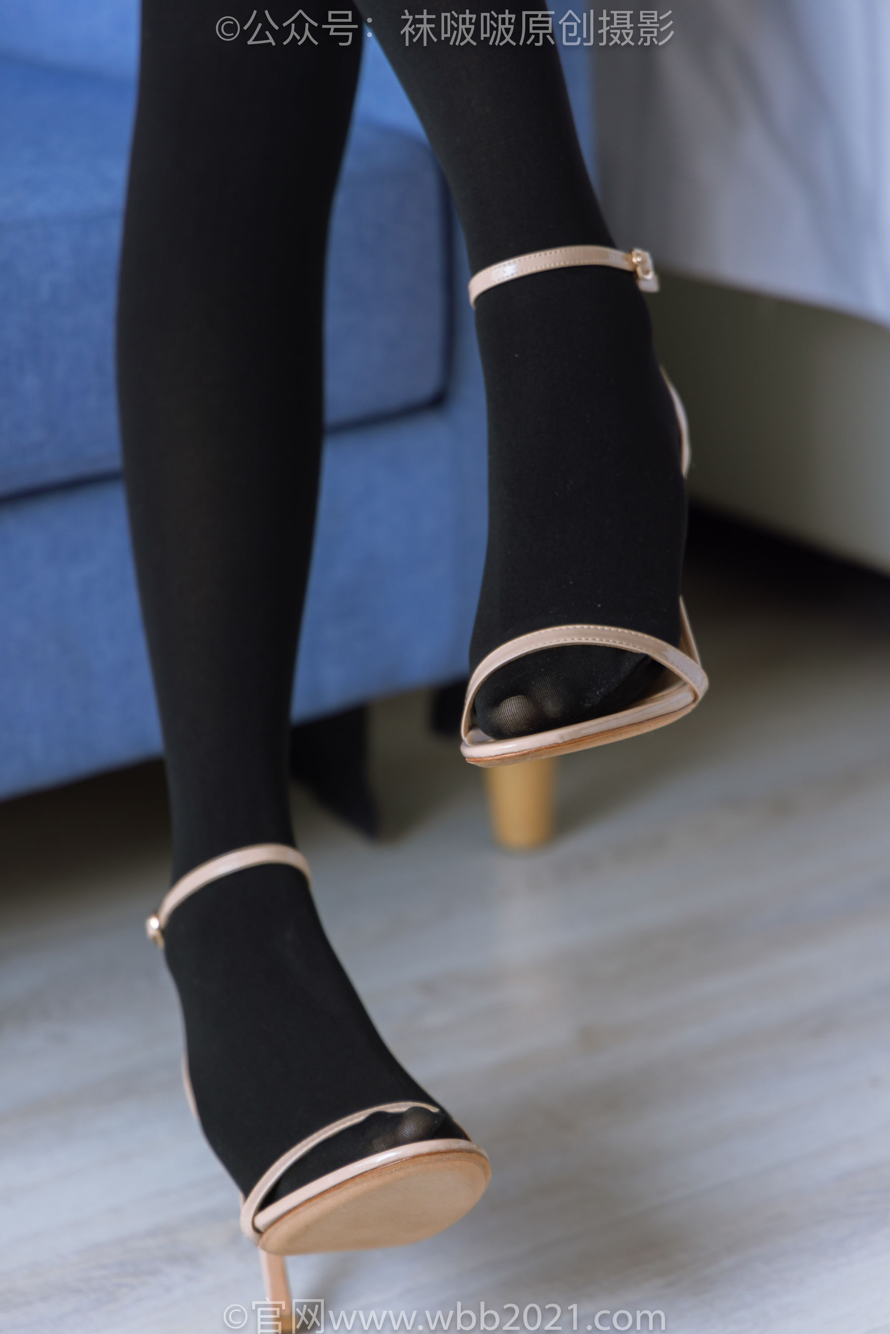 BoBoSocks袜啵啵 No.459 小甜豆 -高跟凉鞋、厚黑丝、穿鞋踩包子和橘子剧情/(150P)