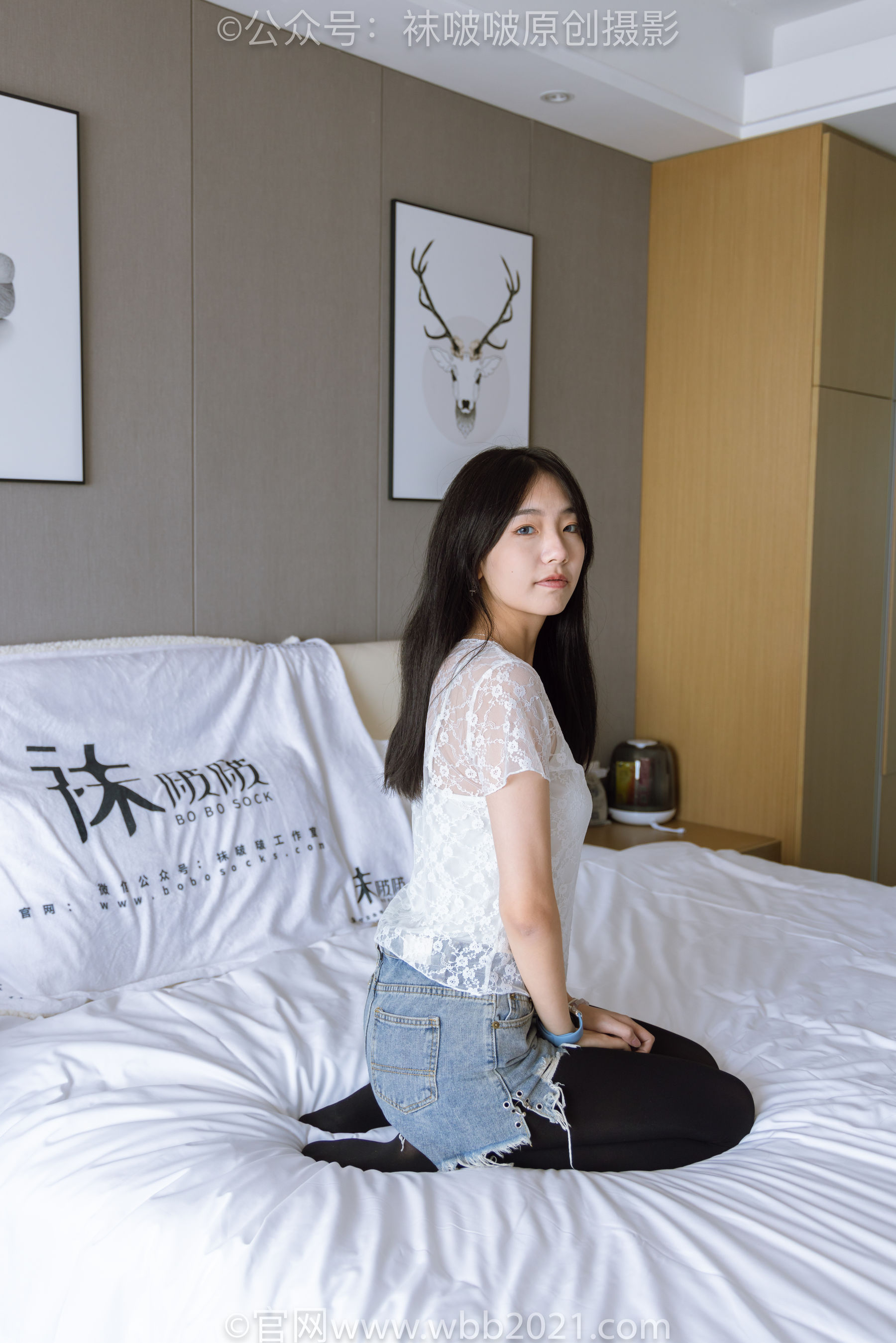 BoBoSocks袜啵啵 No.459 小甜豆 -高跟凉鞋、厚黑丝、穿鞋踩包子和橘子剧情/(150P)